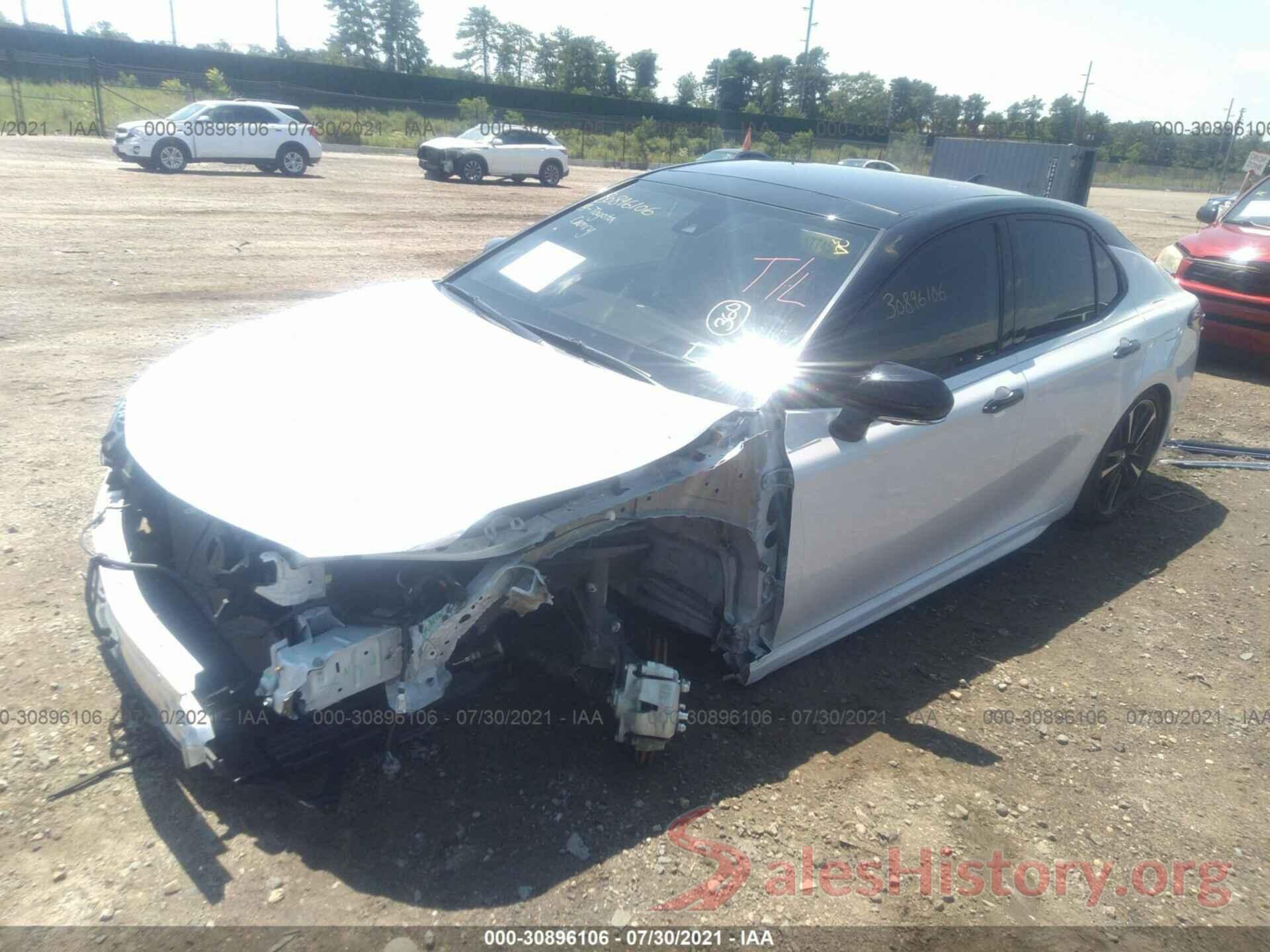 4T1B61HK0KU175942 2019 TOYOTA CAMRY