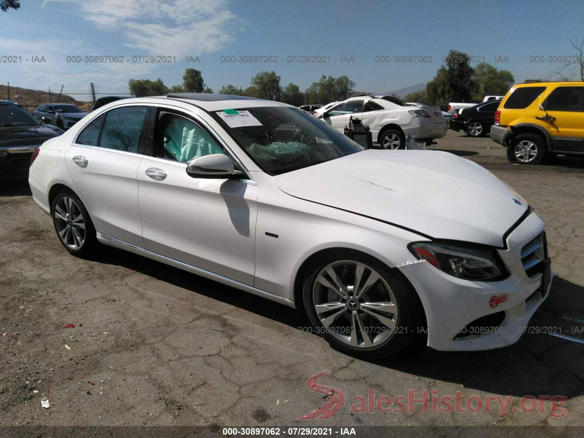 55SWF4HB1JU264609 2018 MERCEDES-BENZ C-CLASS