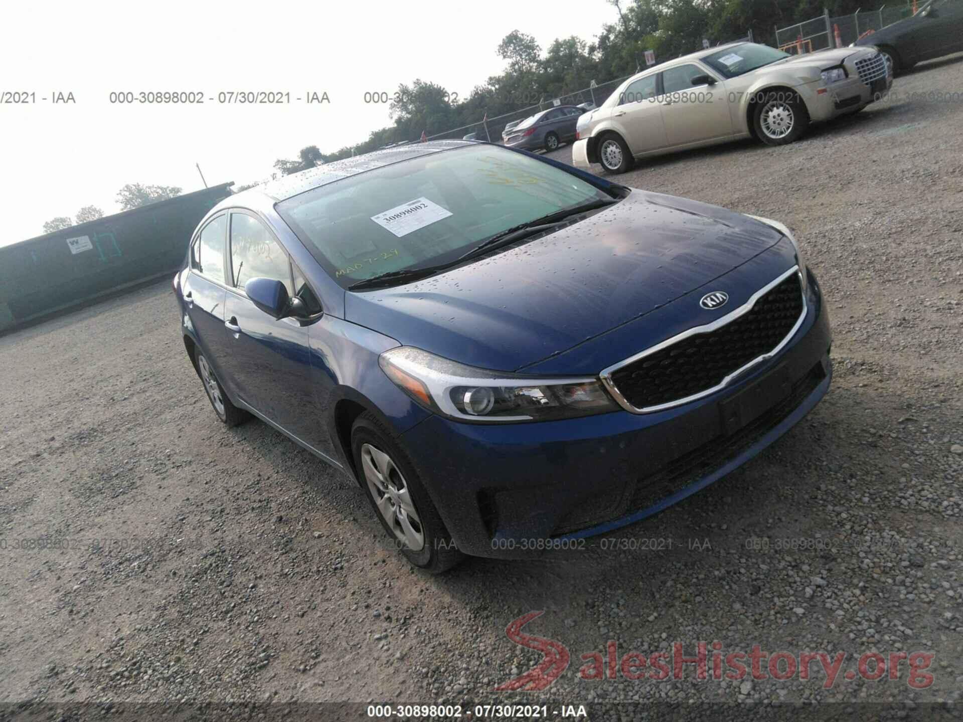 3KPFK4A7XJE230385 2018 KIA FORTE