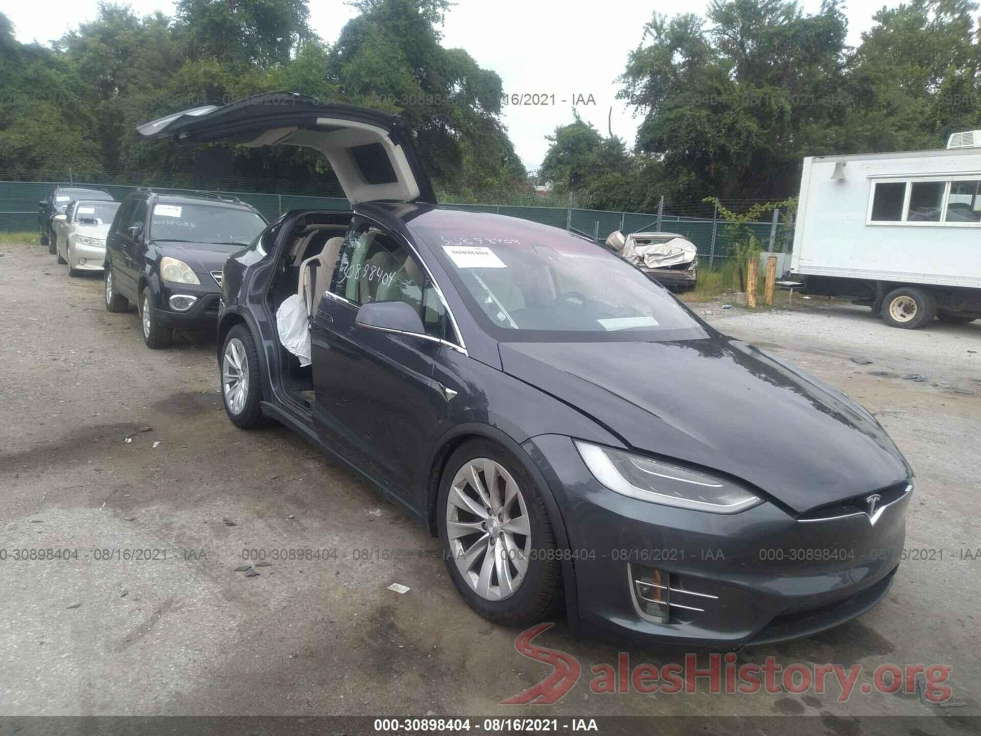 5YJXCAE29KF160453 2019 TESLA MODEL X