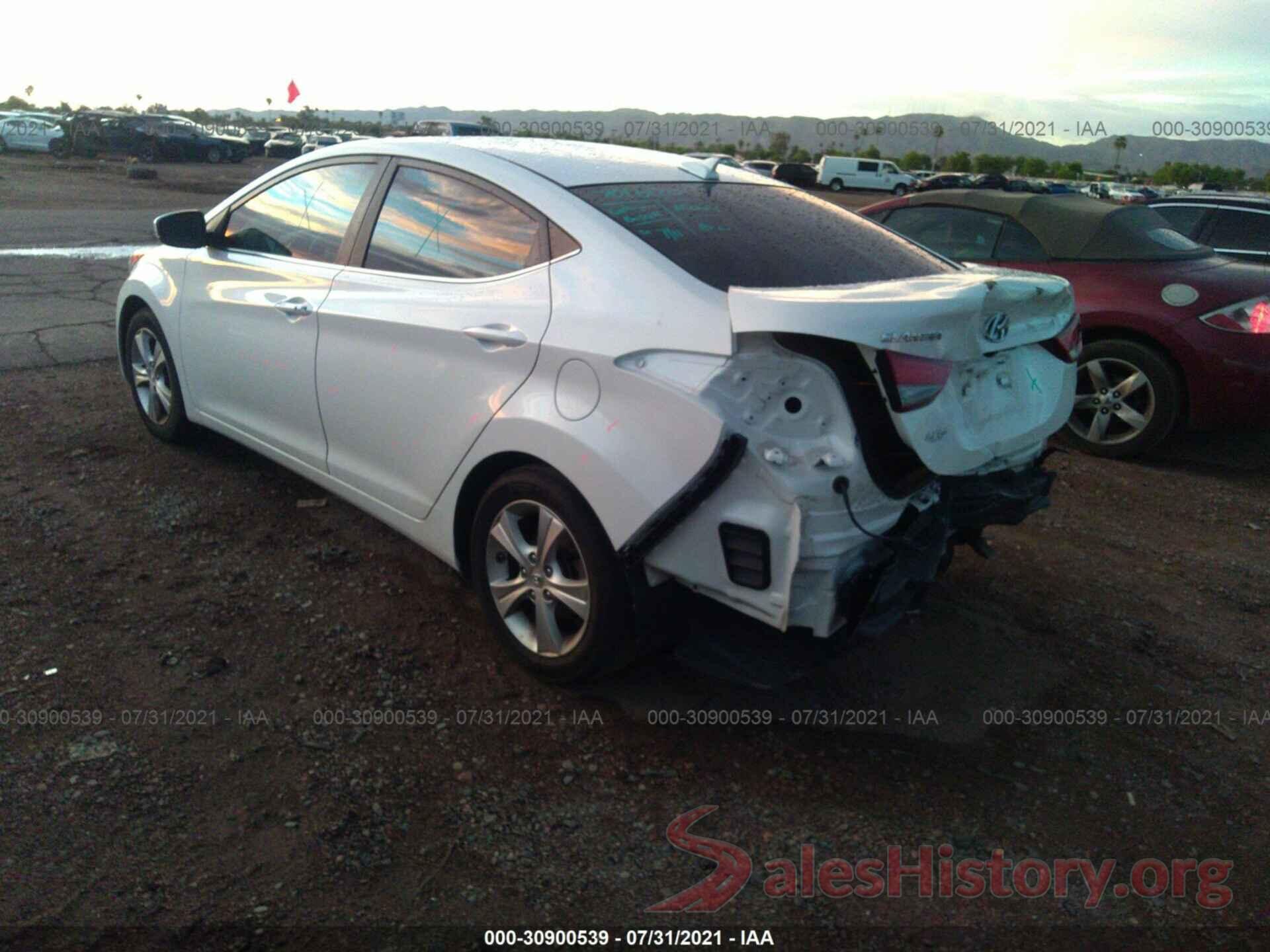 5NPDH4AEXGH729633 2016 HYUNDAI ELANTRA