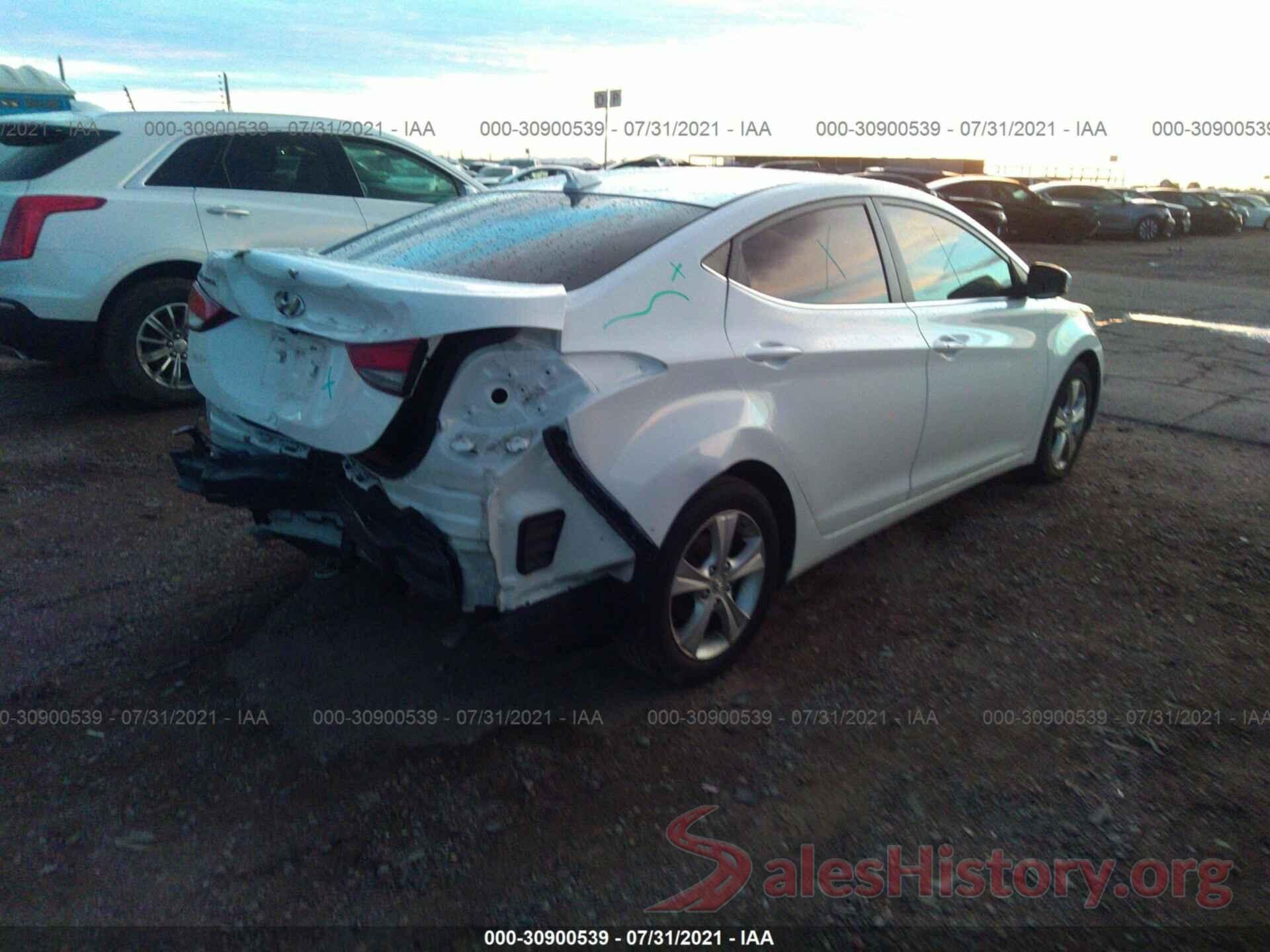 5NPDH4AEXGH729633 2016 HYUNDAI ELANTRA