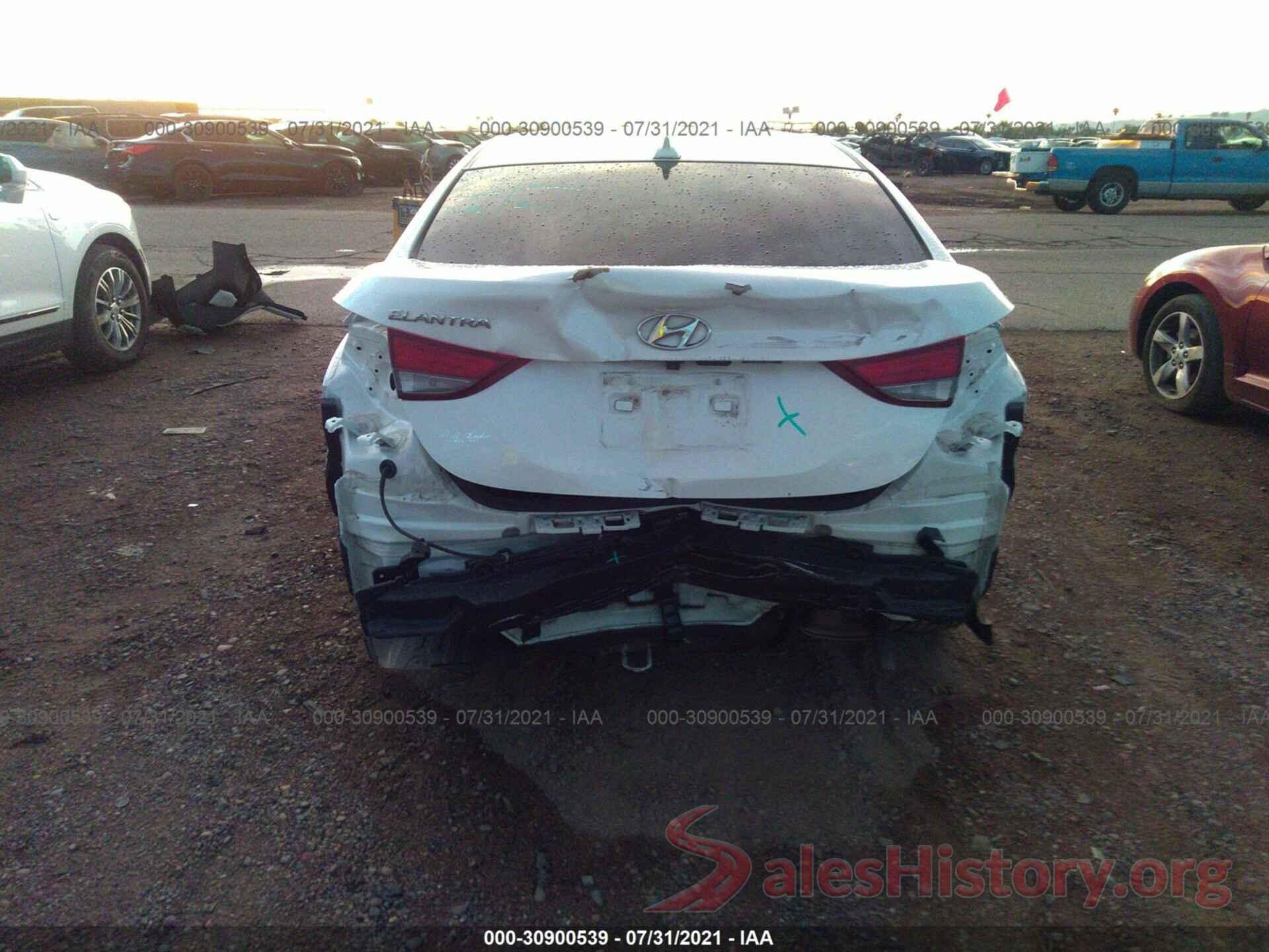 5NPDH4AEXGH729633 2016 HYUNDAI ELANTRA