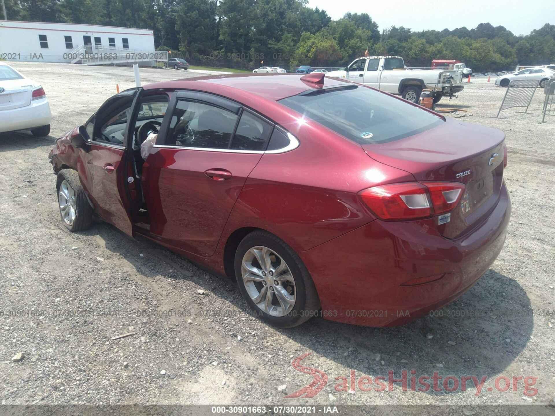 1G1BE5SM9K7140090 2019 CHEVROLET CRUZE