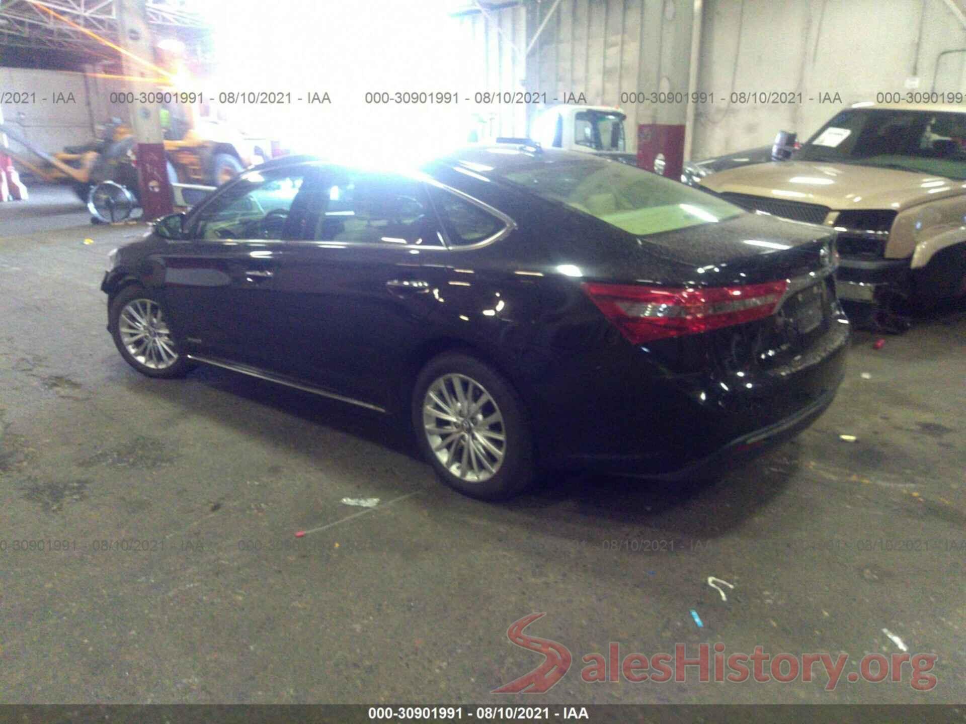 4T1BD1EB9JU064086 2018 TOYOTA AVALON