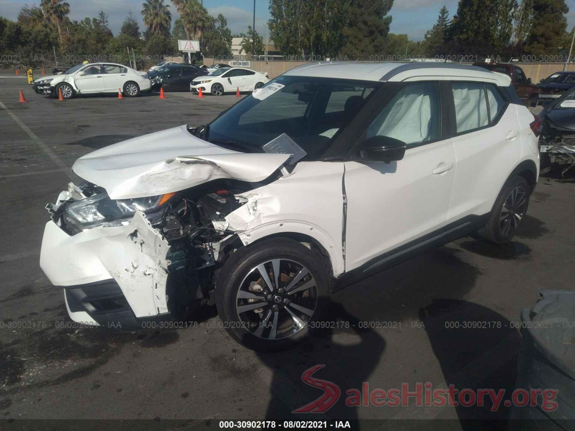 3N1CP5CU2JL528845 2018 NISSAN KICKS