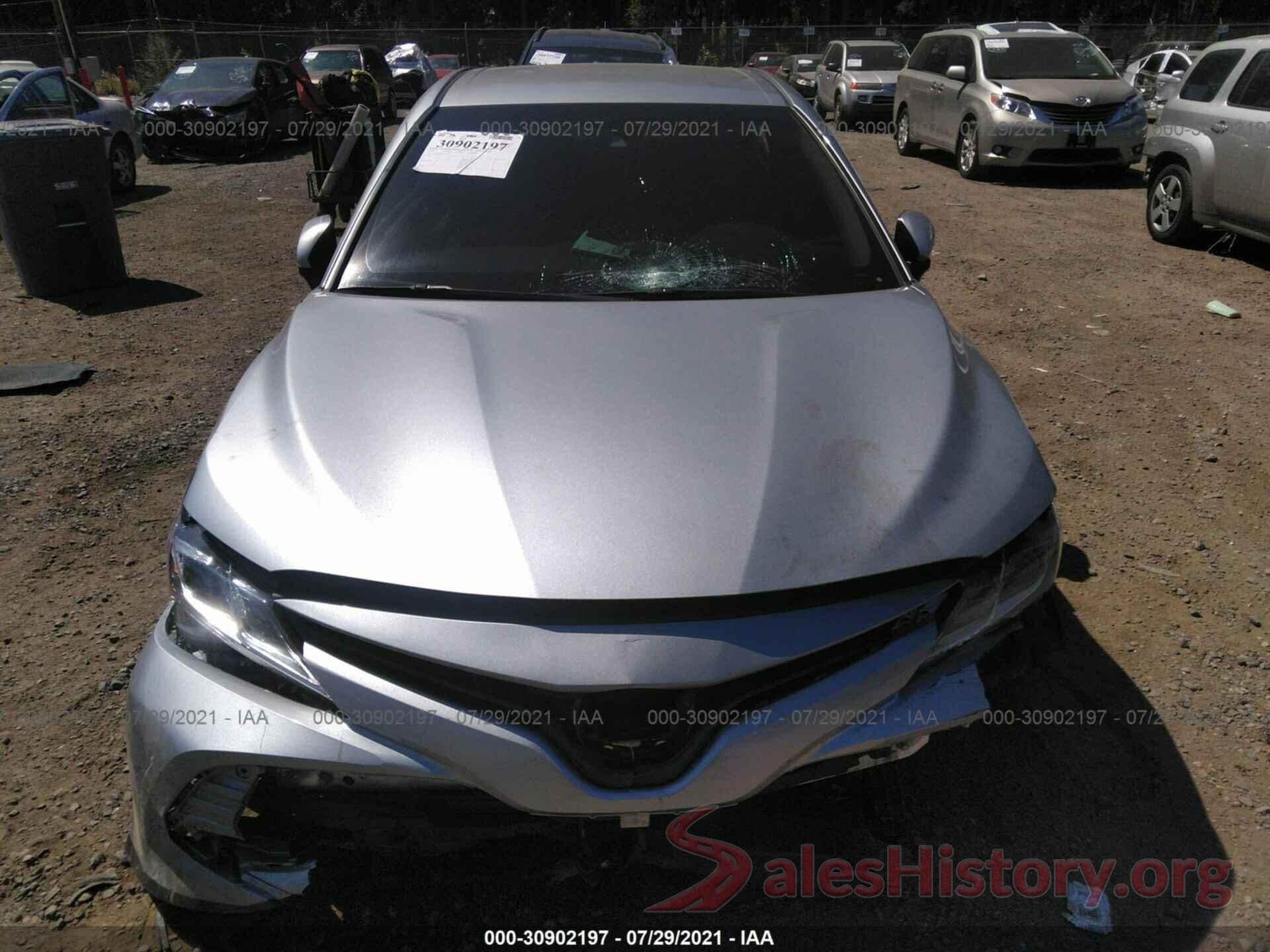 4T1B11HK8JU120491 2018 TOYOTA CAMRY