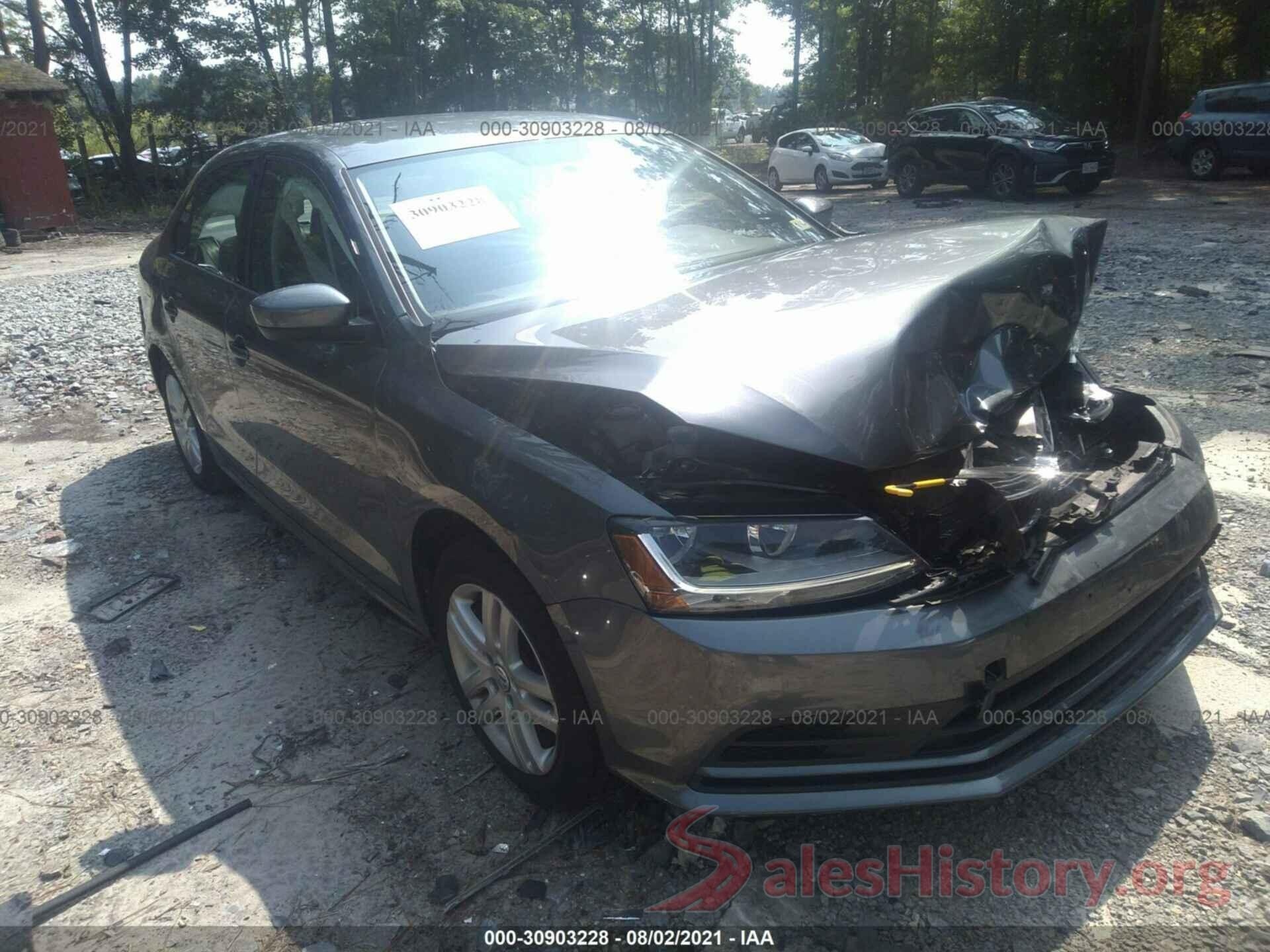 3VW2B7AJ4JM257693 2018 VOLKSWAGEN JETTA