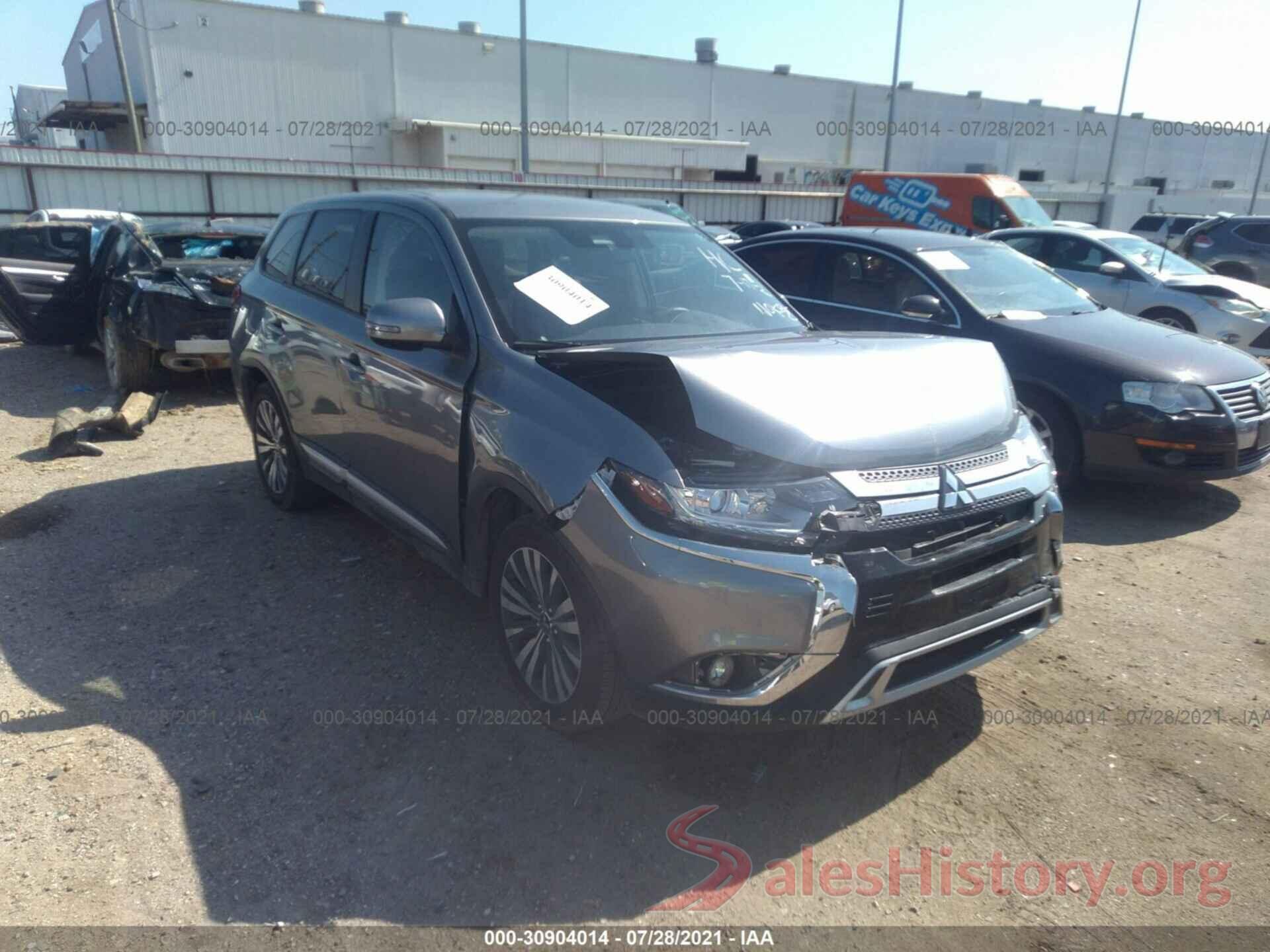 JA4AZ3A30LZ044417 2020 MITSUBISHI OUTLANDER