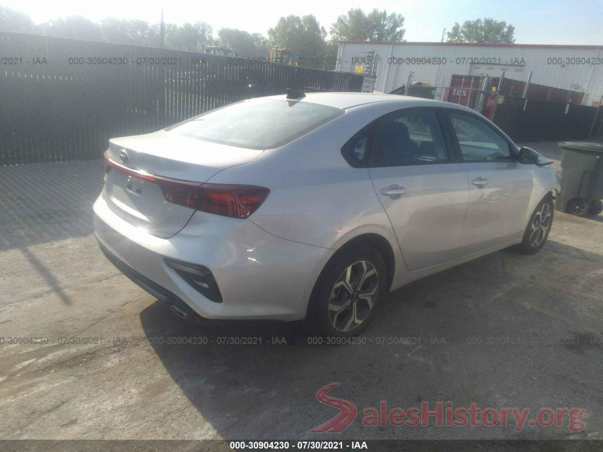 3KPF24AD2ME349395 2021 KIA FORTE