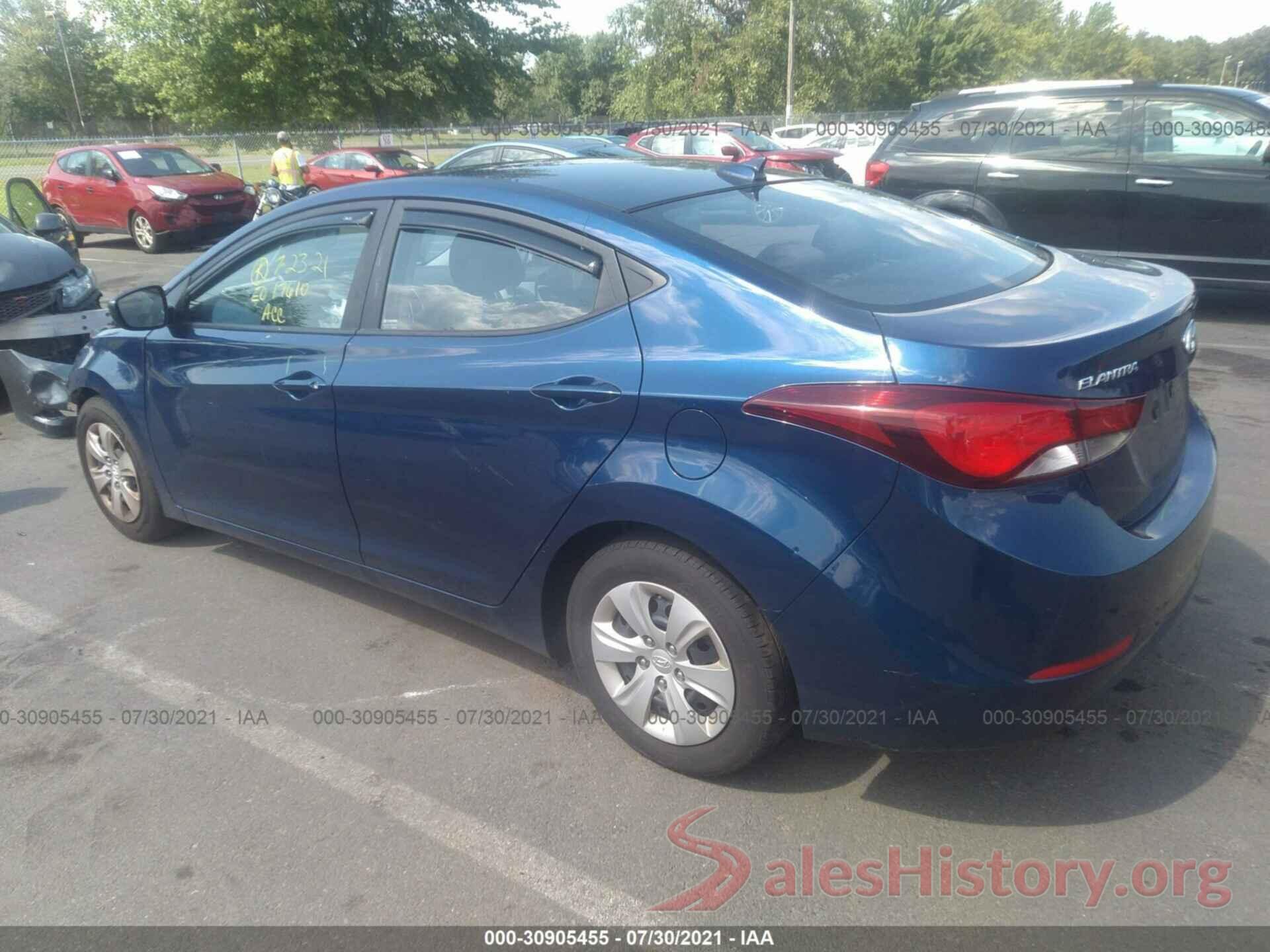 5NPDH4AE6GH677028 2016 HYUNDAI ELANTRA