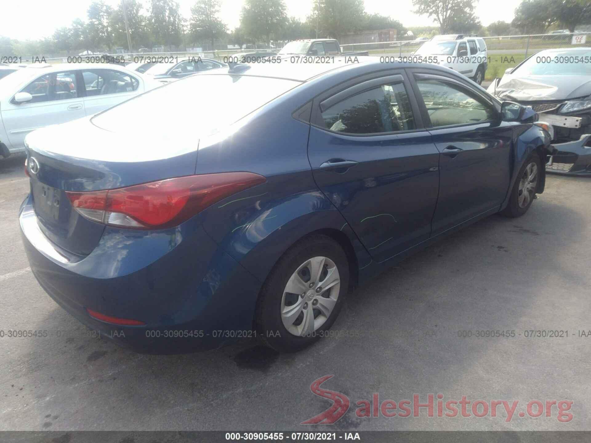 5NPDH4AE6GH677028 2016 HYUNDAI ELANTRA