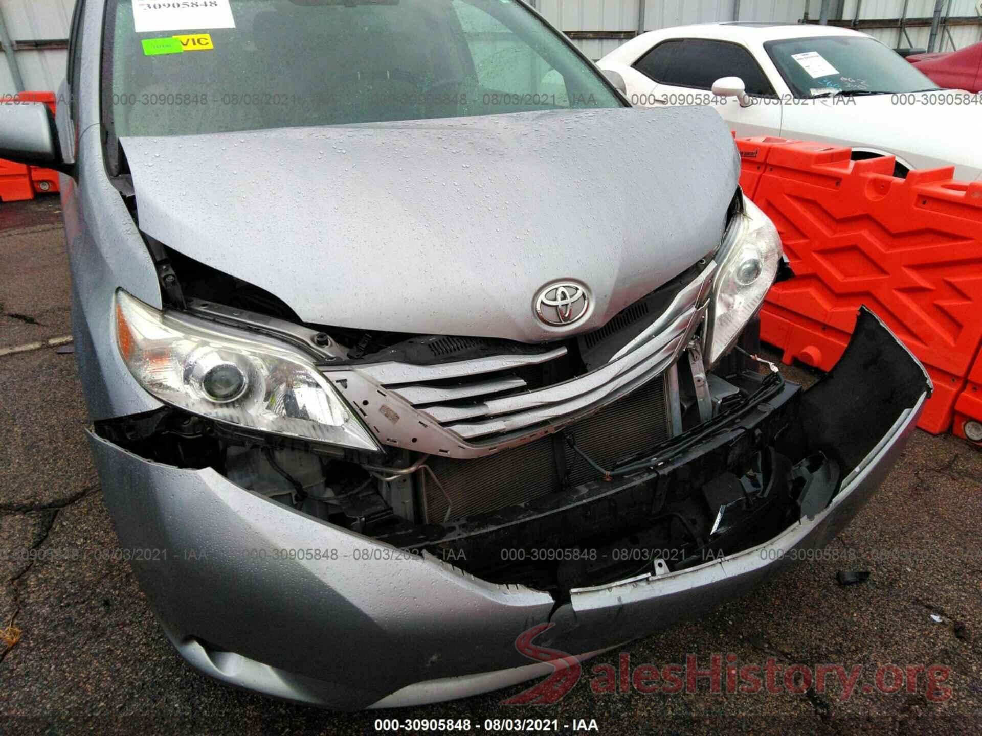 5TDKK3DC4GS735211 2016 TOYOTA SIENNA