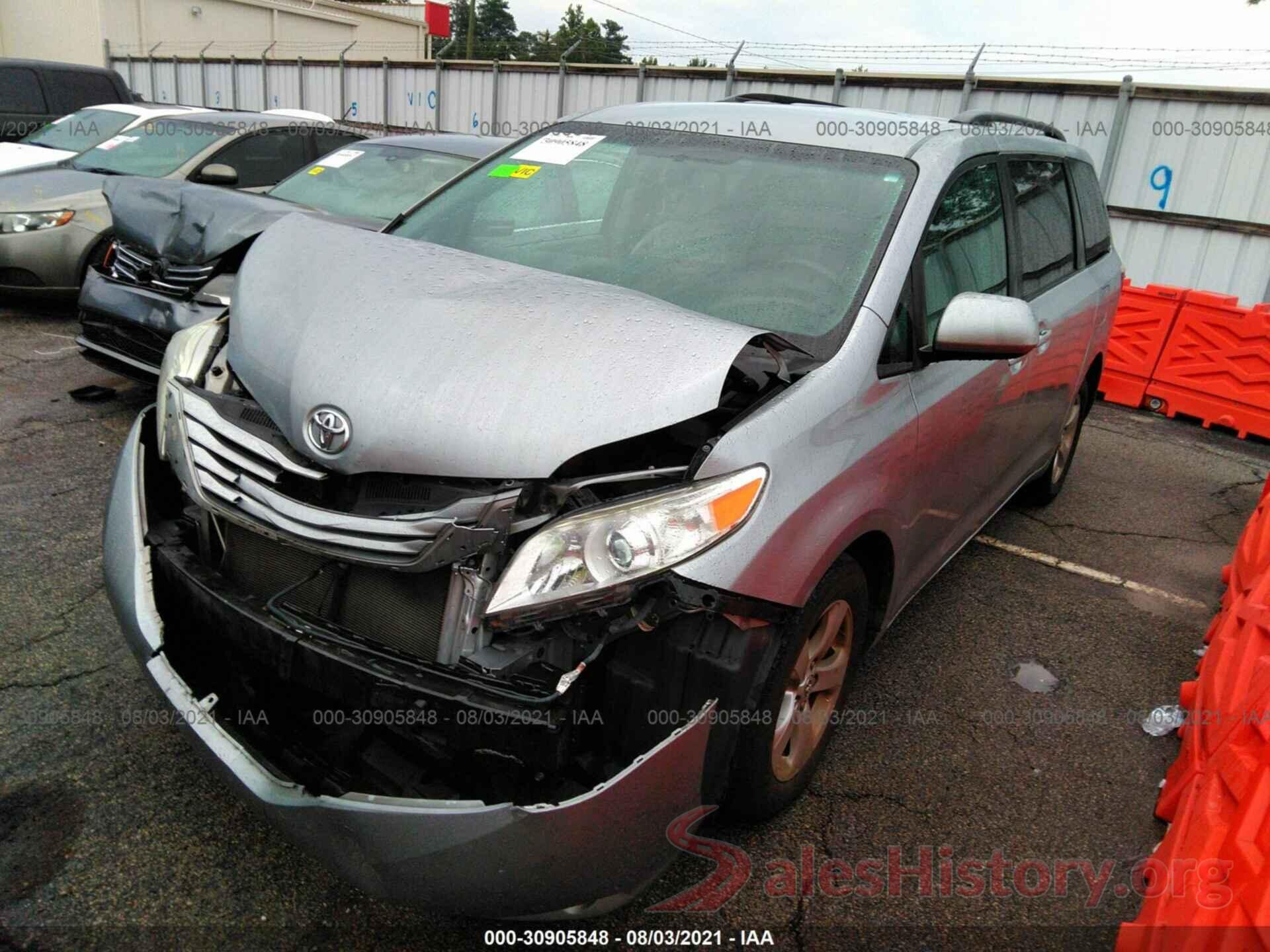 5TDKK3DC4GS735211 2016 TOYOTA SIENNA