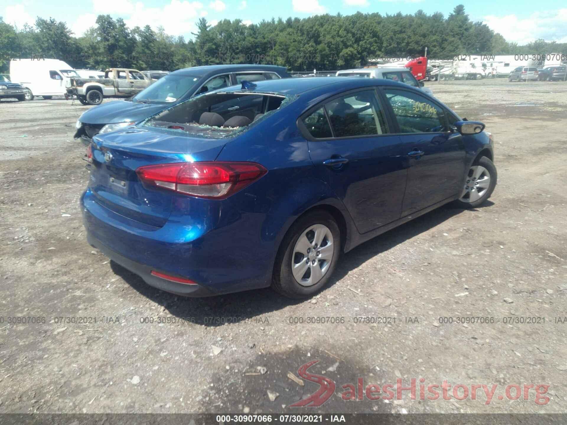 3KPFK4A76JE273475 2018 KIA FORTE