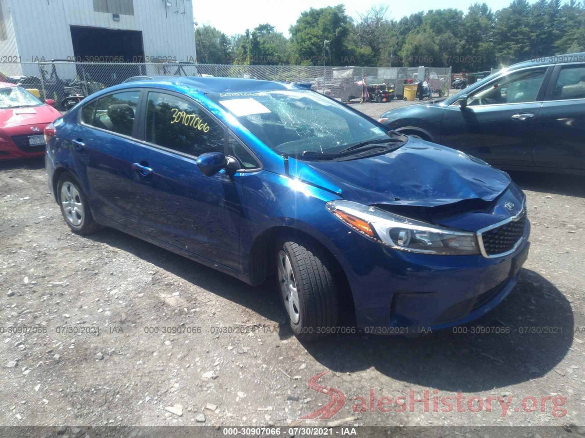 3KPFK4A76JE273475 2018 KIA FORTE