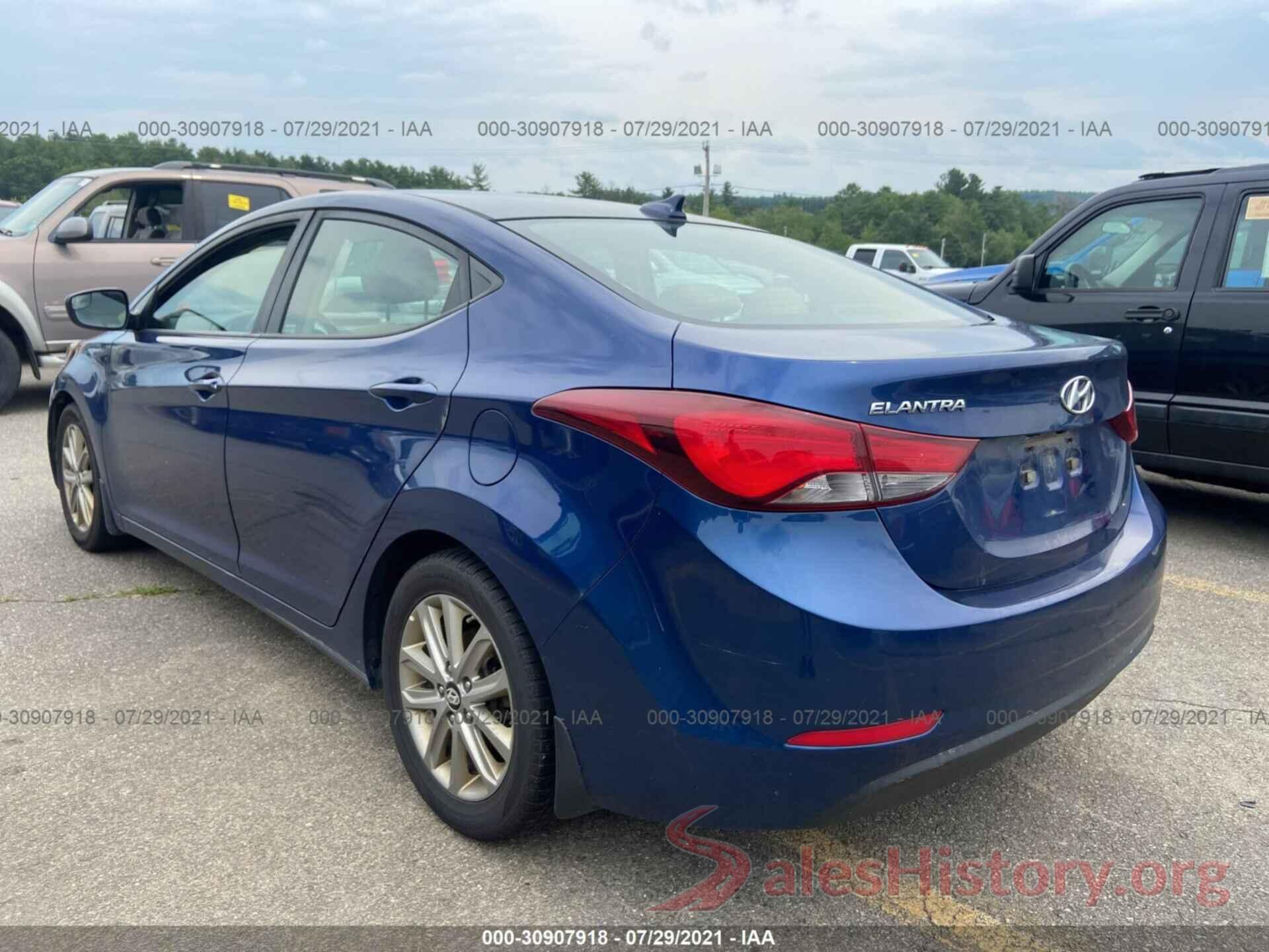 5NPDH4AE7GH703846 2016 HYUNDAI ELANTRA