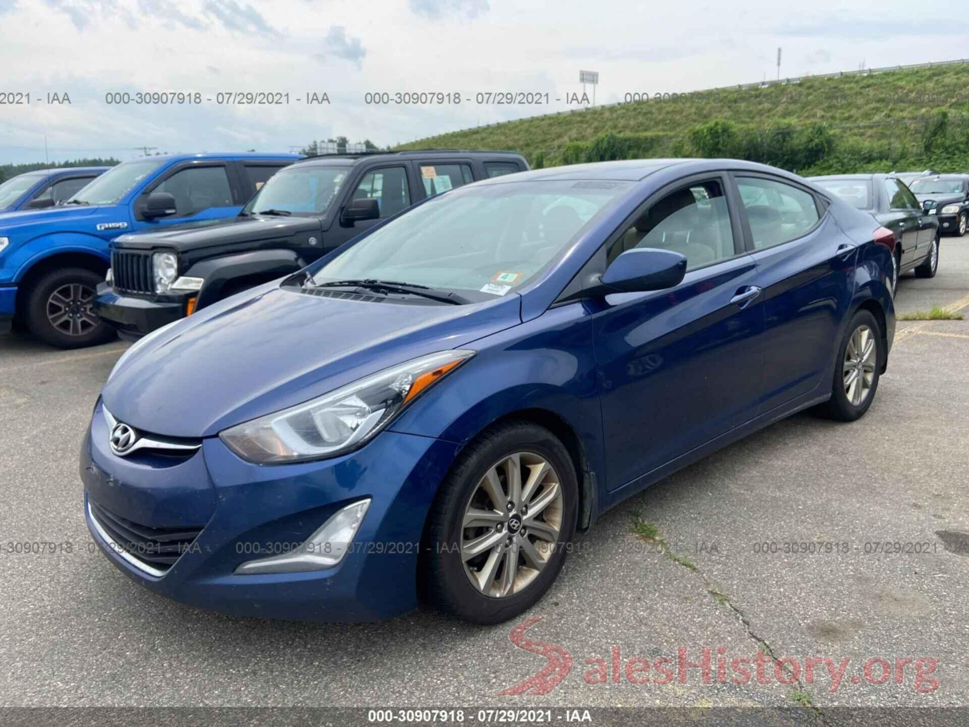 5NPDH4AE7GH703846 2016 HYUNDAI ELANTRA