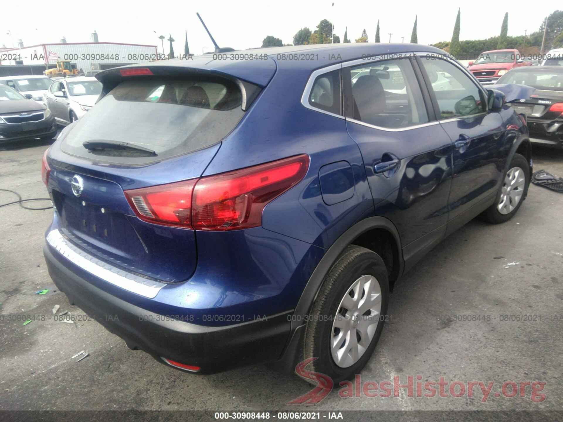 JN1BJ1CP7JW194015 2018 NISSAN ROGUE SPORT