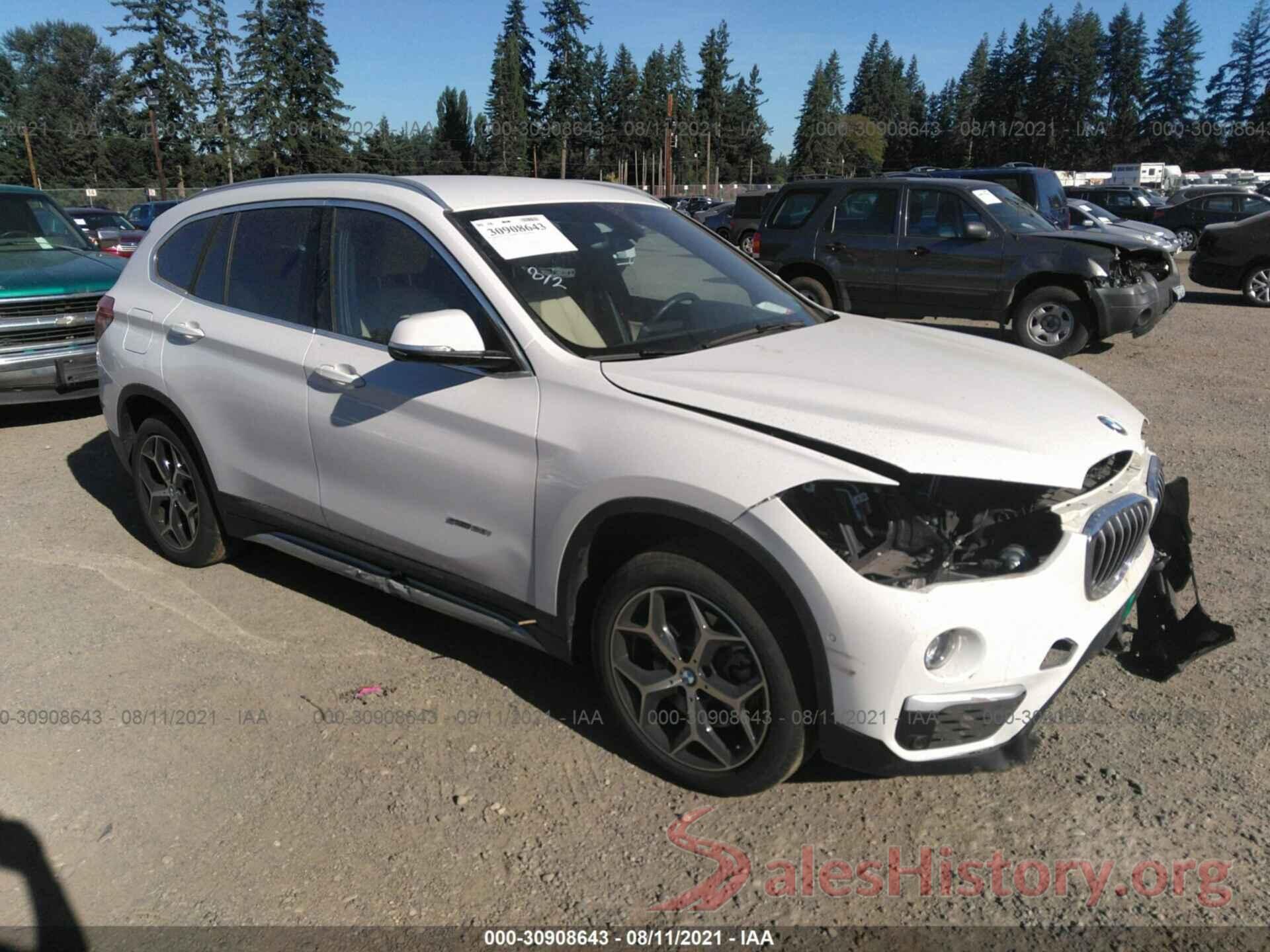 WBXHU7C36J5H45318 2018 BMW X1