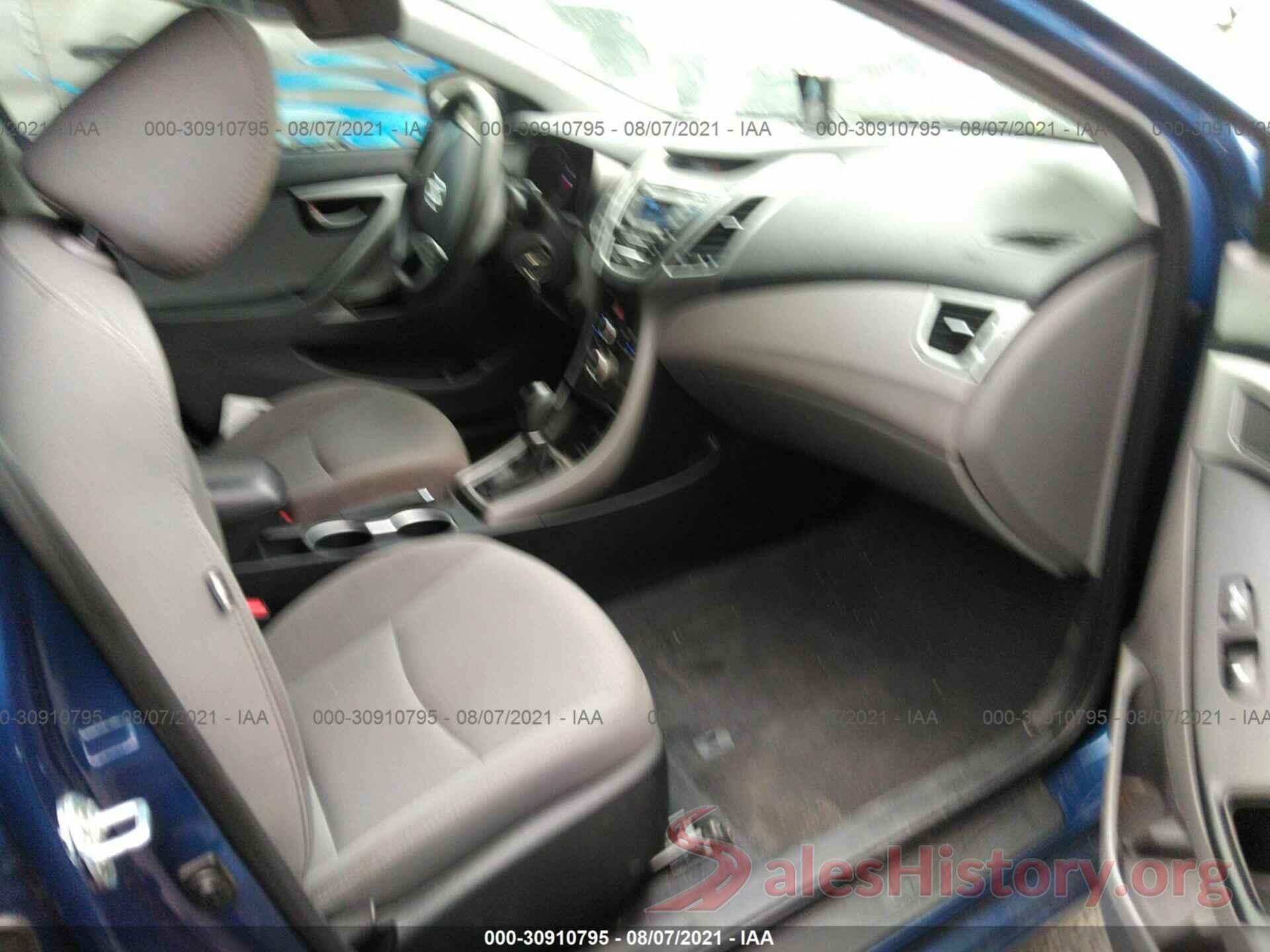 5NPDH4AE4GH708888 2016 HYUNDAI ELANTRA