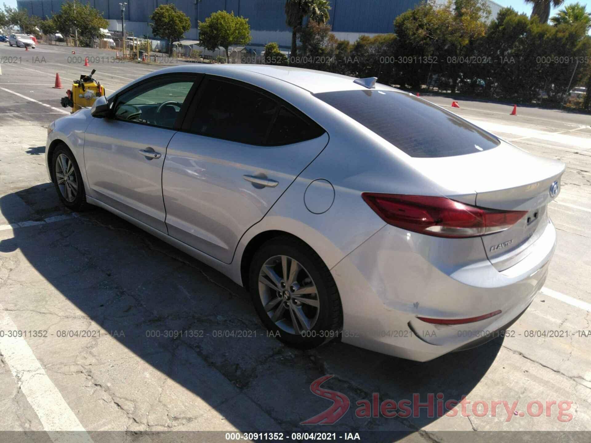 5NPD84LF4JH351760 2018 HYUNDAI ELANTRA