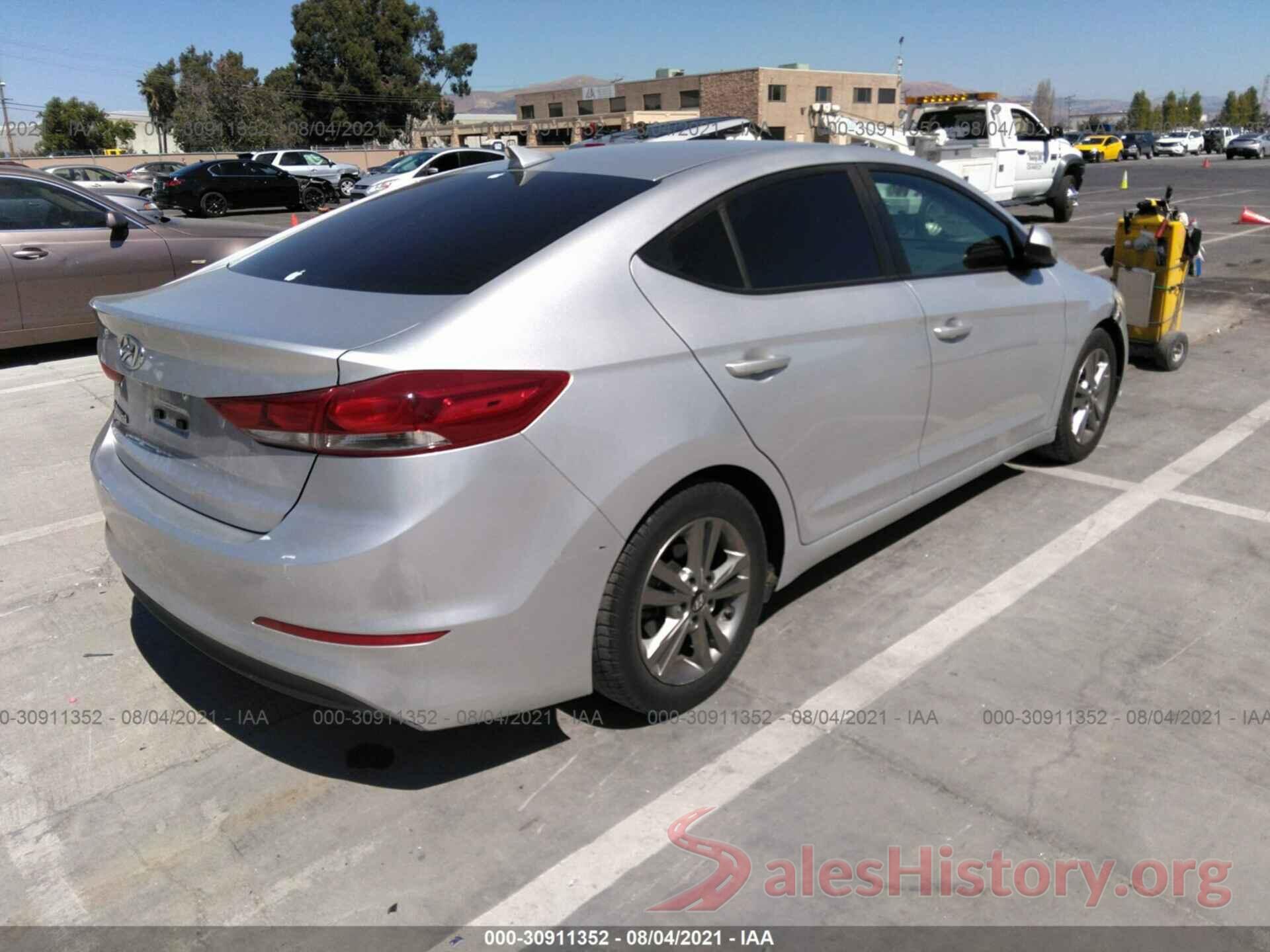 5NPD84LF4JH351760 2018 HYUNDAI ELANTRA