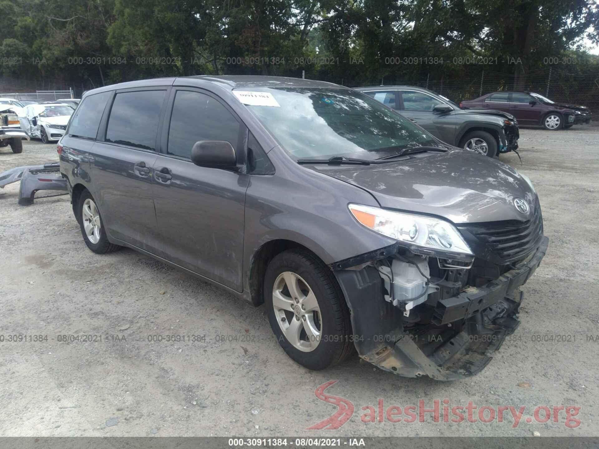 5TDZZ3DC7HS834617 2017 TOYOTA SIENNA