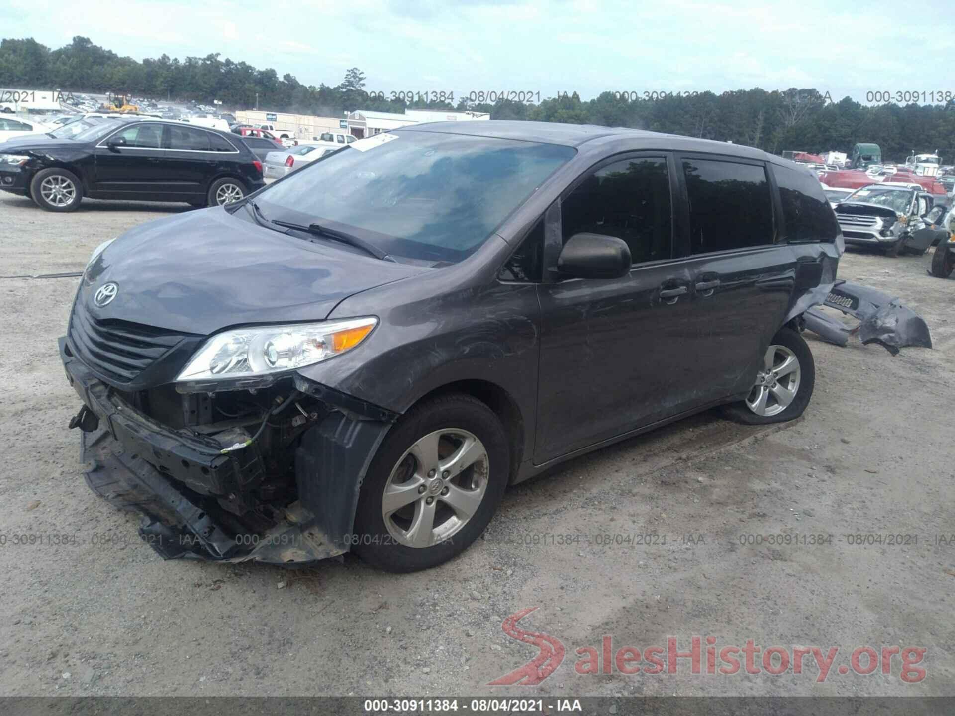 5TDZZ3DC7HS834617 2017 TOYOTA SIENNA