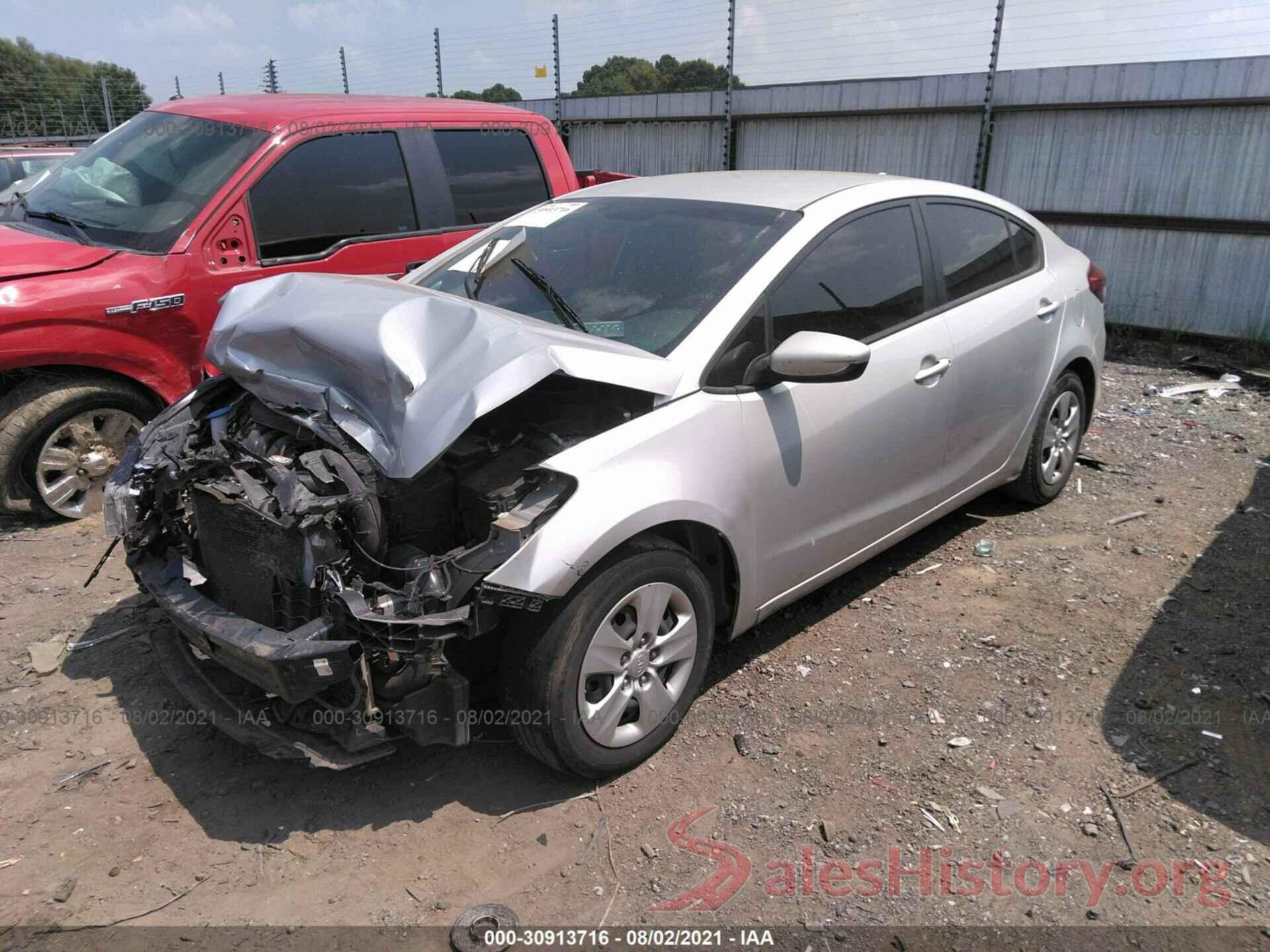 3KPFK4A77HE156031 2017 KIA FORTE