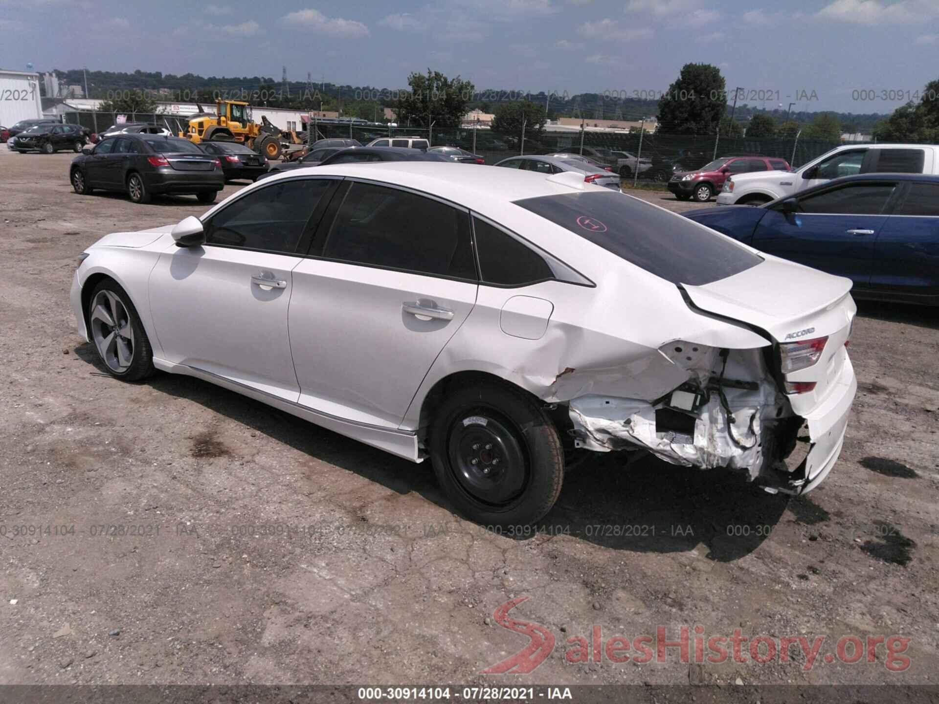 1HGCV2F92JA041517 2018 HONDA ACCORD SEDAN