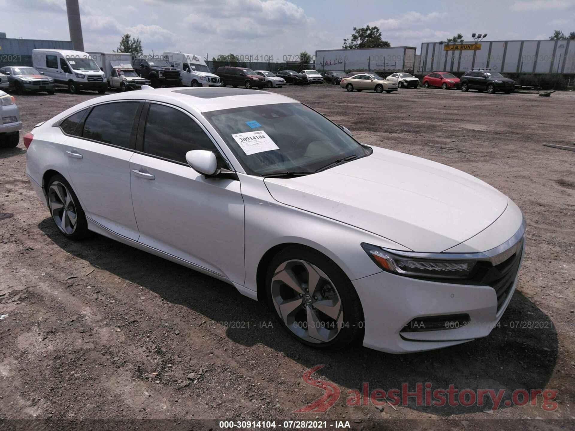 1HGCV2F92JA041517 2018 HONDA ACCORD SEDAN