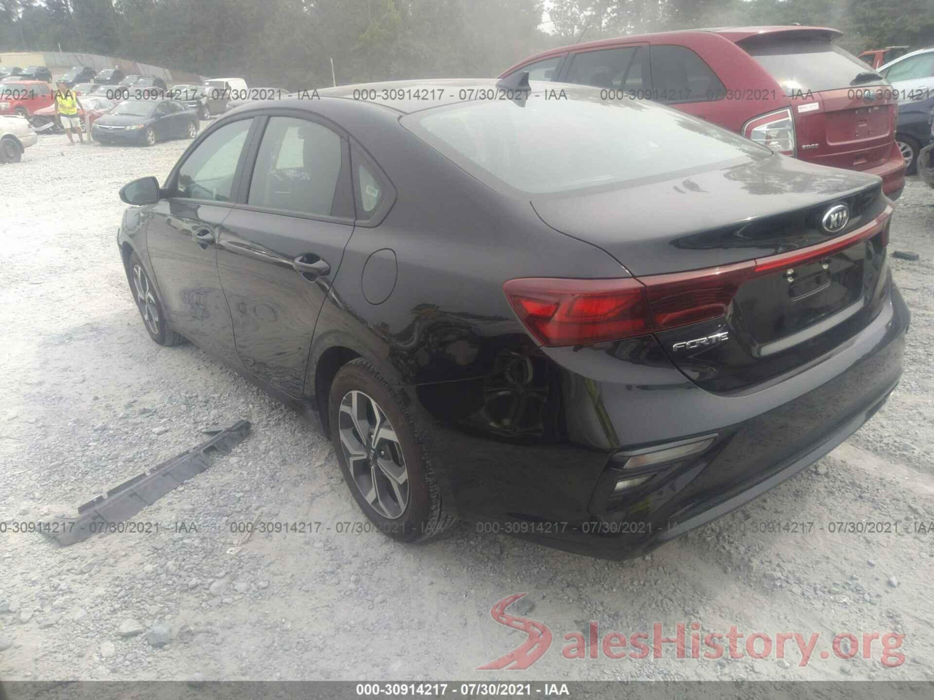 3KPF24AD3ME305762 2021 KIA FORTE