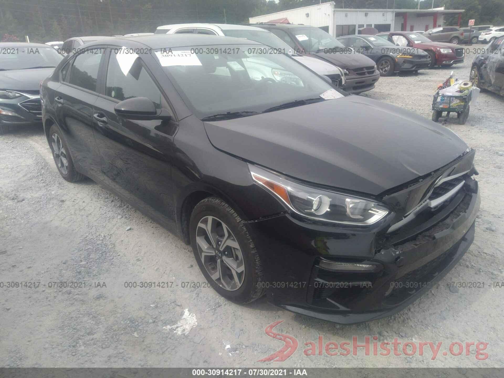 3KPF24AD3ME305762 2021 KIA FORTE