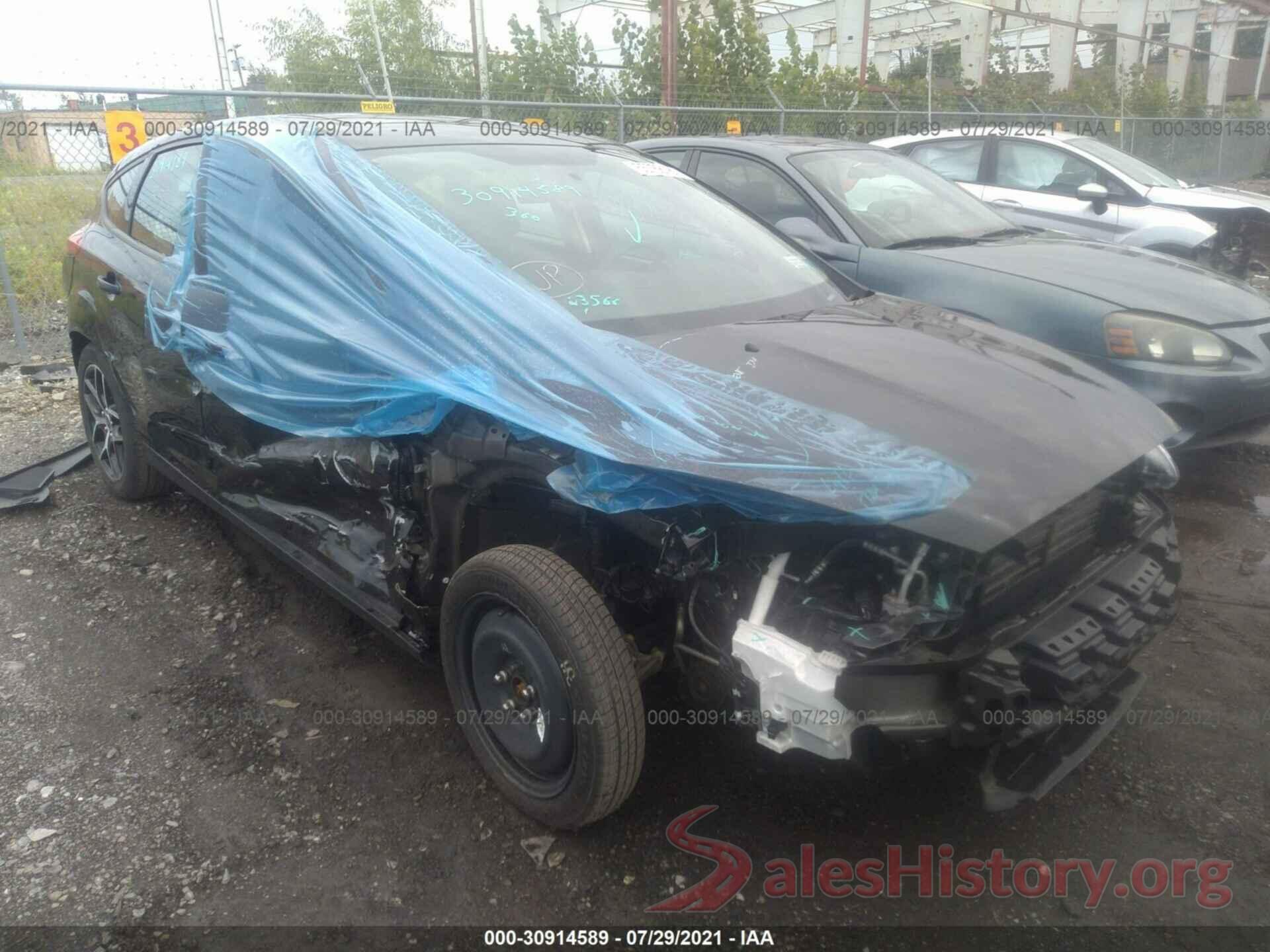 1FADP3M25JL228172 2018 FORD FOCUS