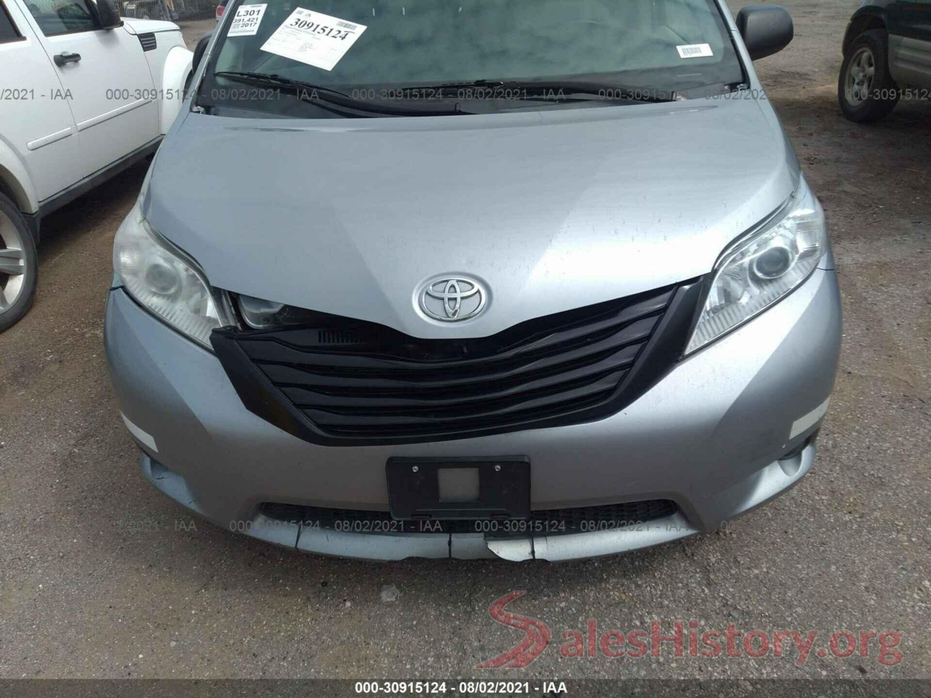 5TDZZ3DC4HS884522 2017 TOYOTA SIENNA