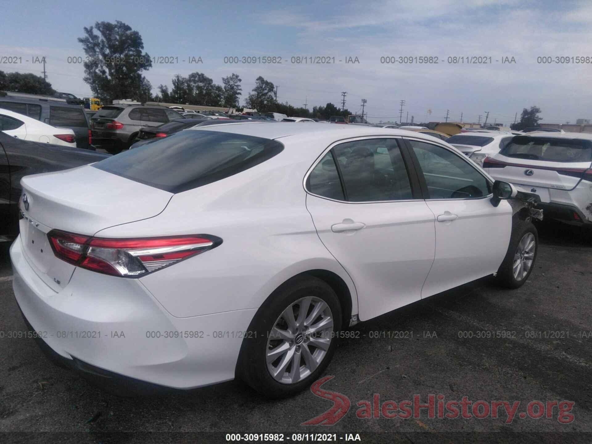 4T1B11HK6JU064633 2018 TOYOTA CAMRY