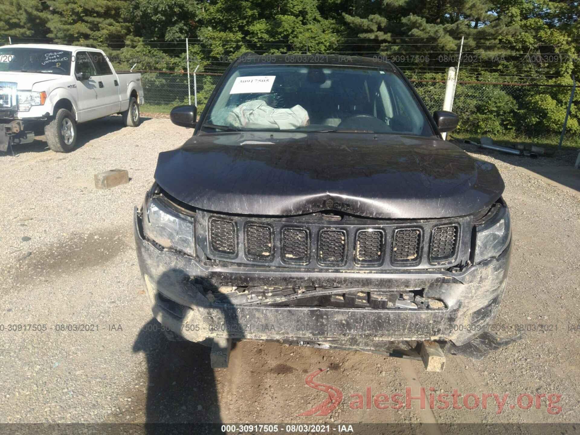 3C4NJDBB0KT723135 2019 JEEP COMPASS