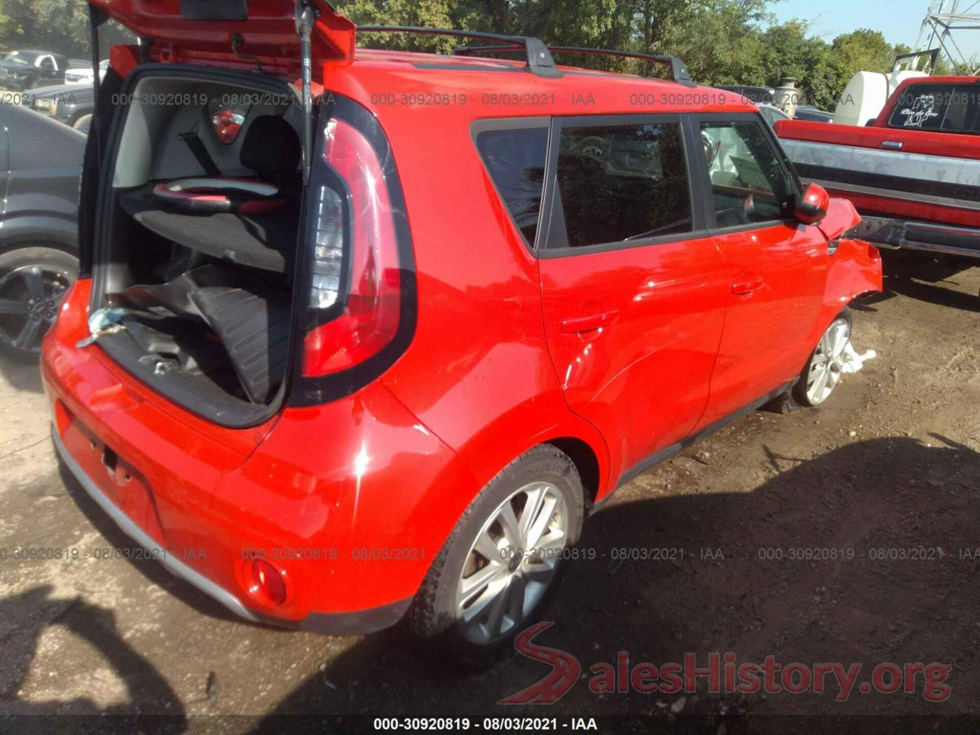 KNDJP3A56J7565499 2018 KIA SOUL