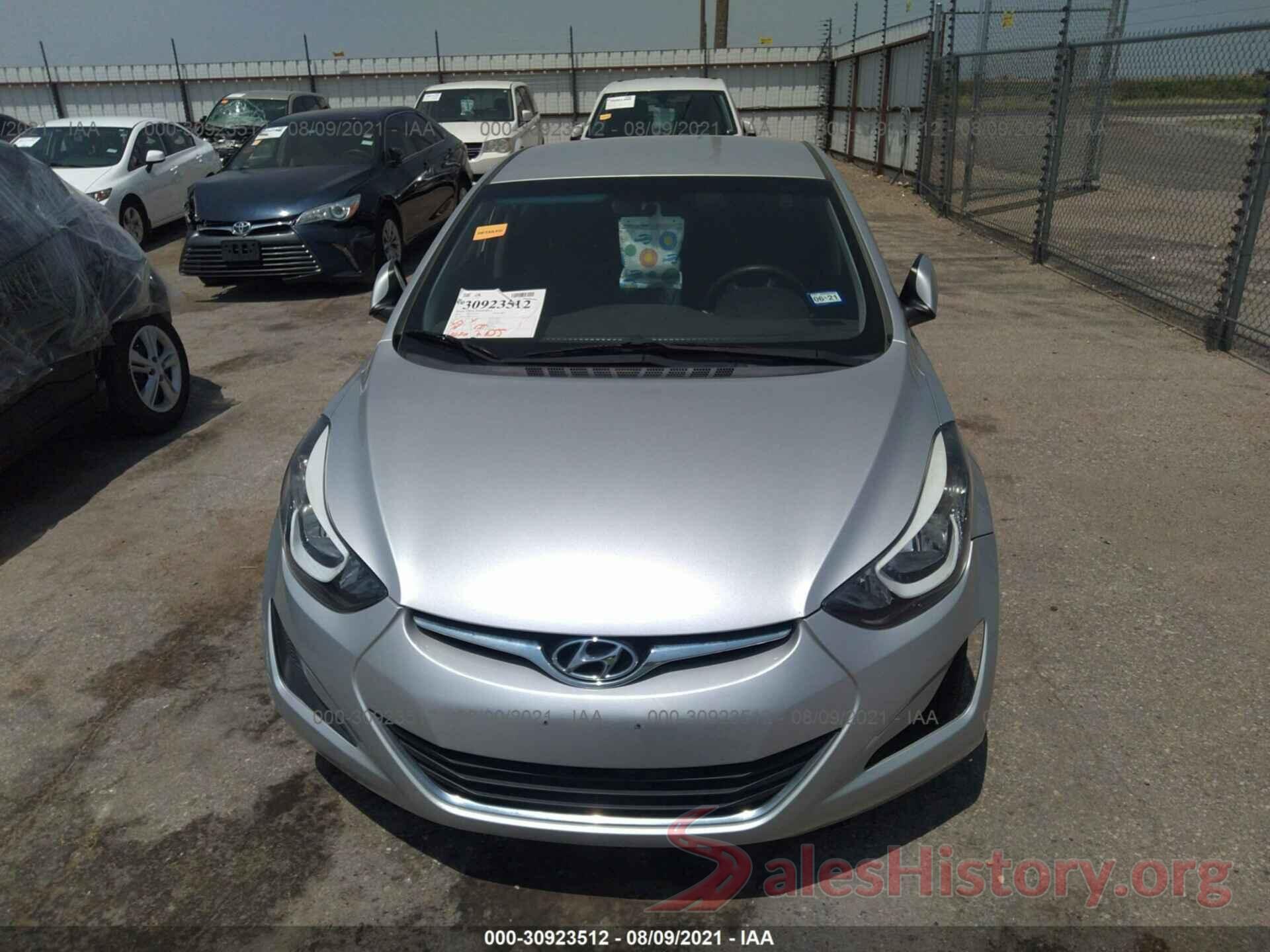 5NPDH4AE2GH795772 2016 HYUNDAI ELANTRA