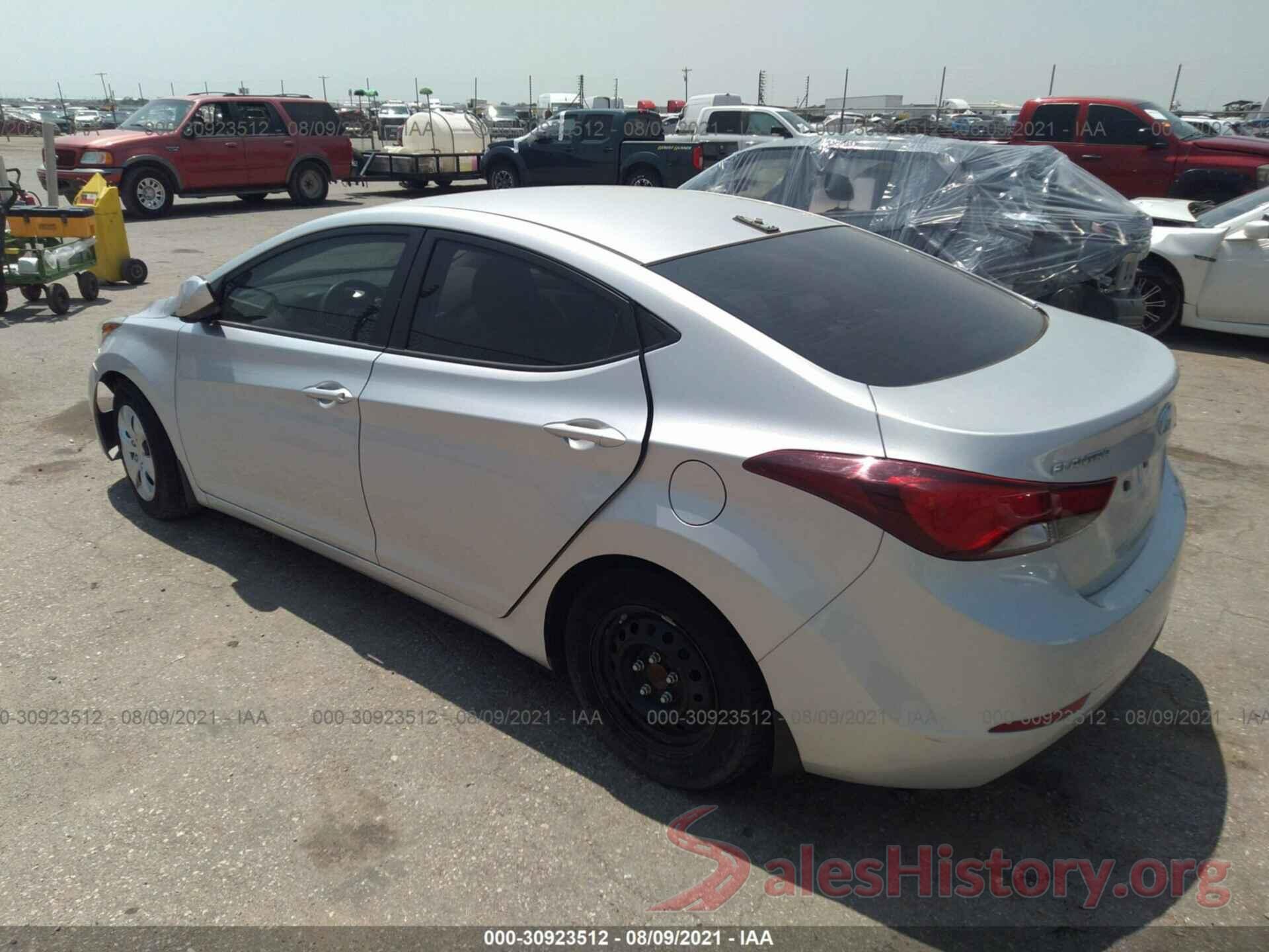 5NPDH4AE2GH795772 2016 HYUNDAI ELANTRA