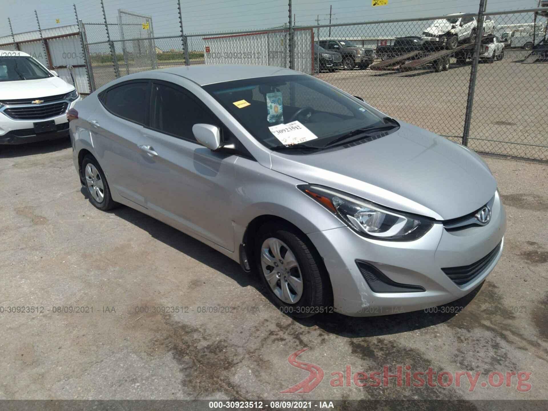 5NPDH4AE2GH795772 2016 HYUNDAI ELANTRA