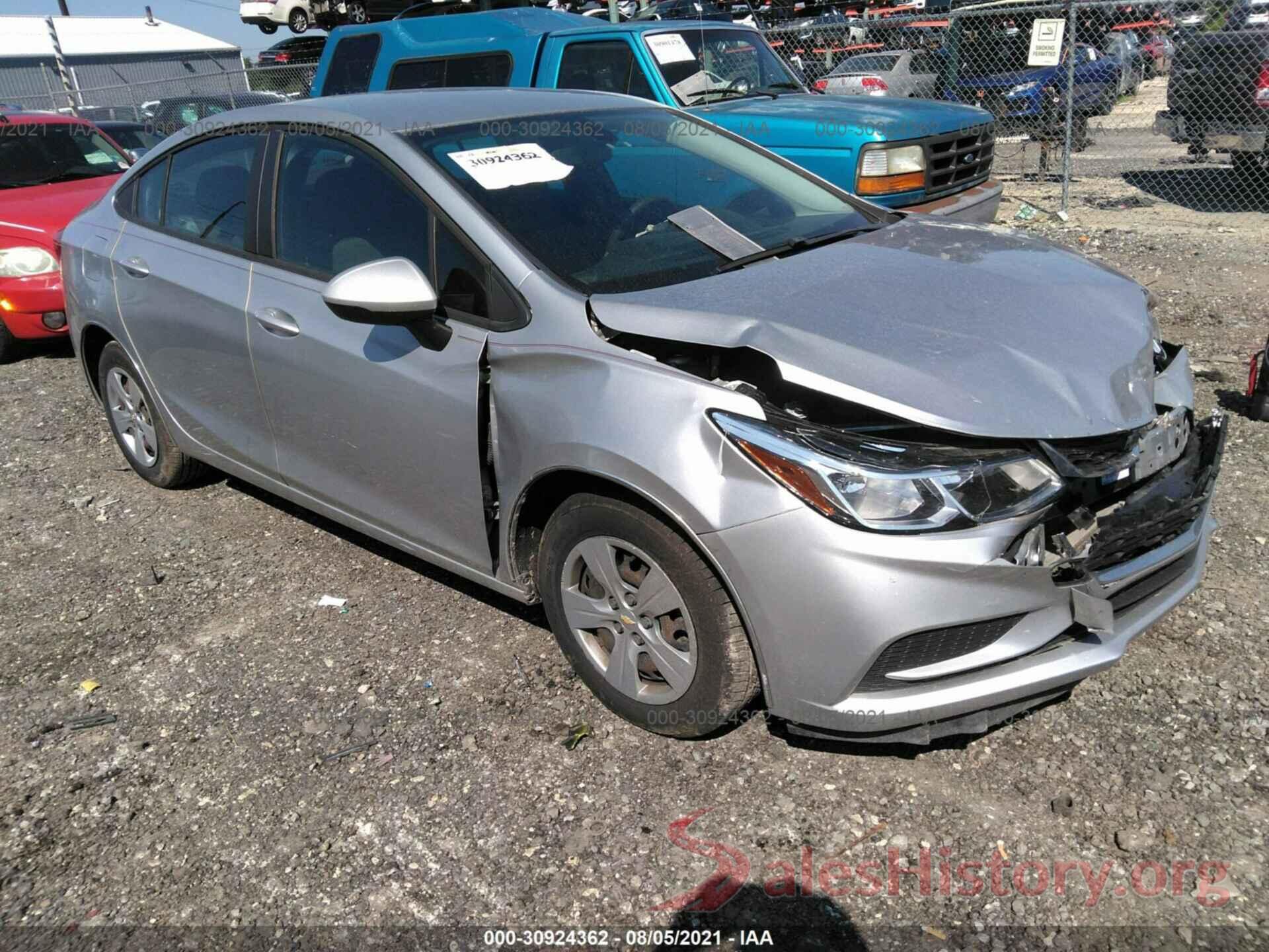 1G1BC5SM0J7149006 2018 CHEVROLET CRUZE