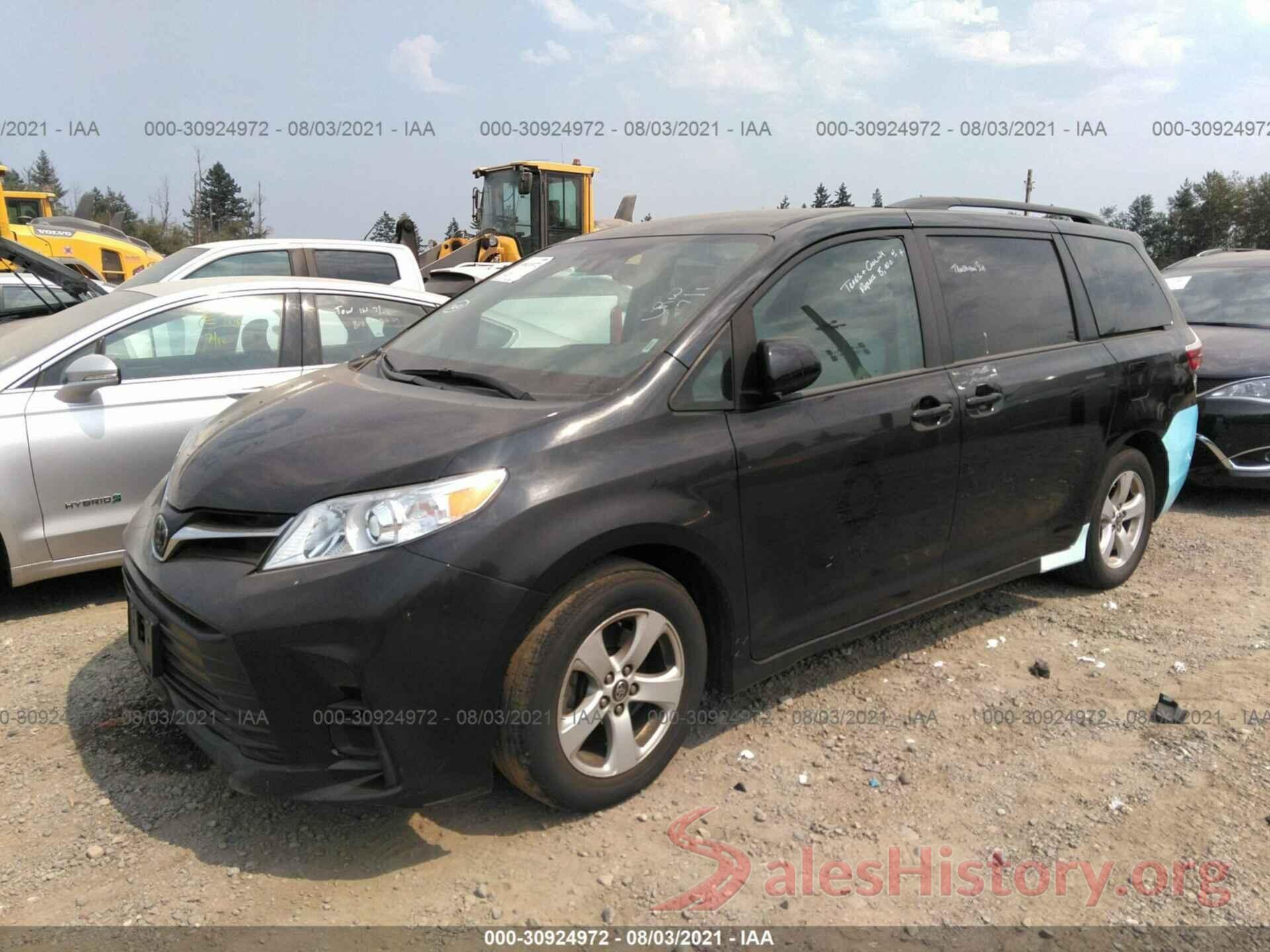 5TDKZ3DC2KS005480 2019 TOYOTA SIENNA