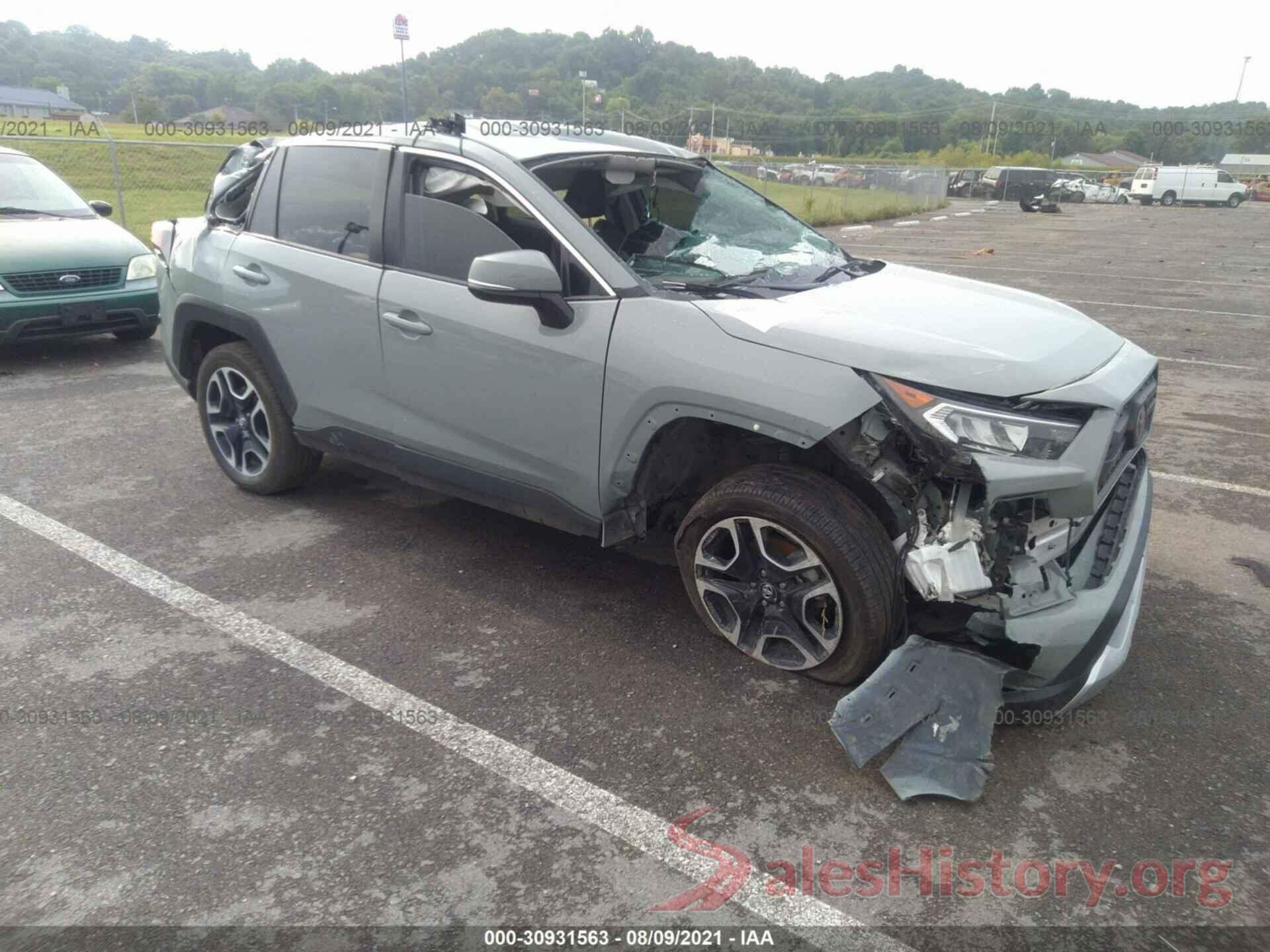 2T3J1RFV8LC092078 2020 TOYOTA RAV4