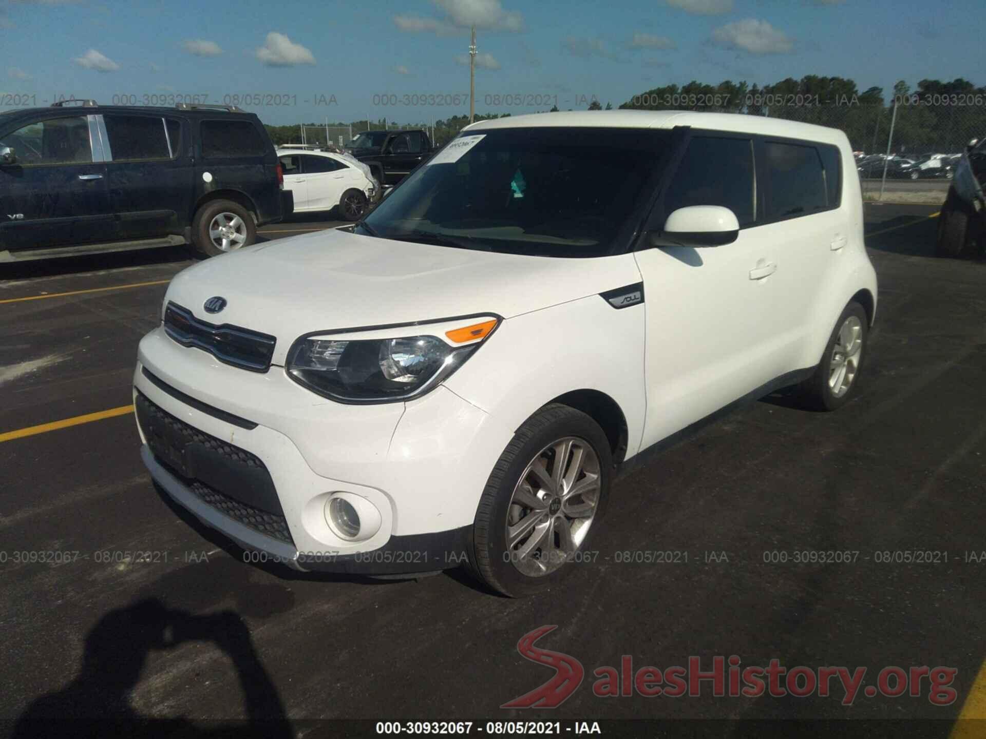 KNDJP3A57J7557122 2018 KIA SOUL