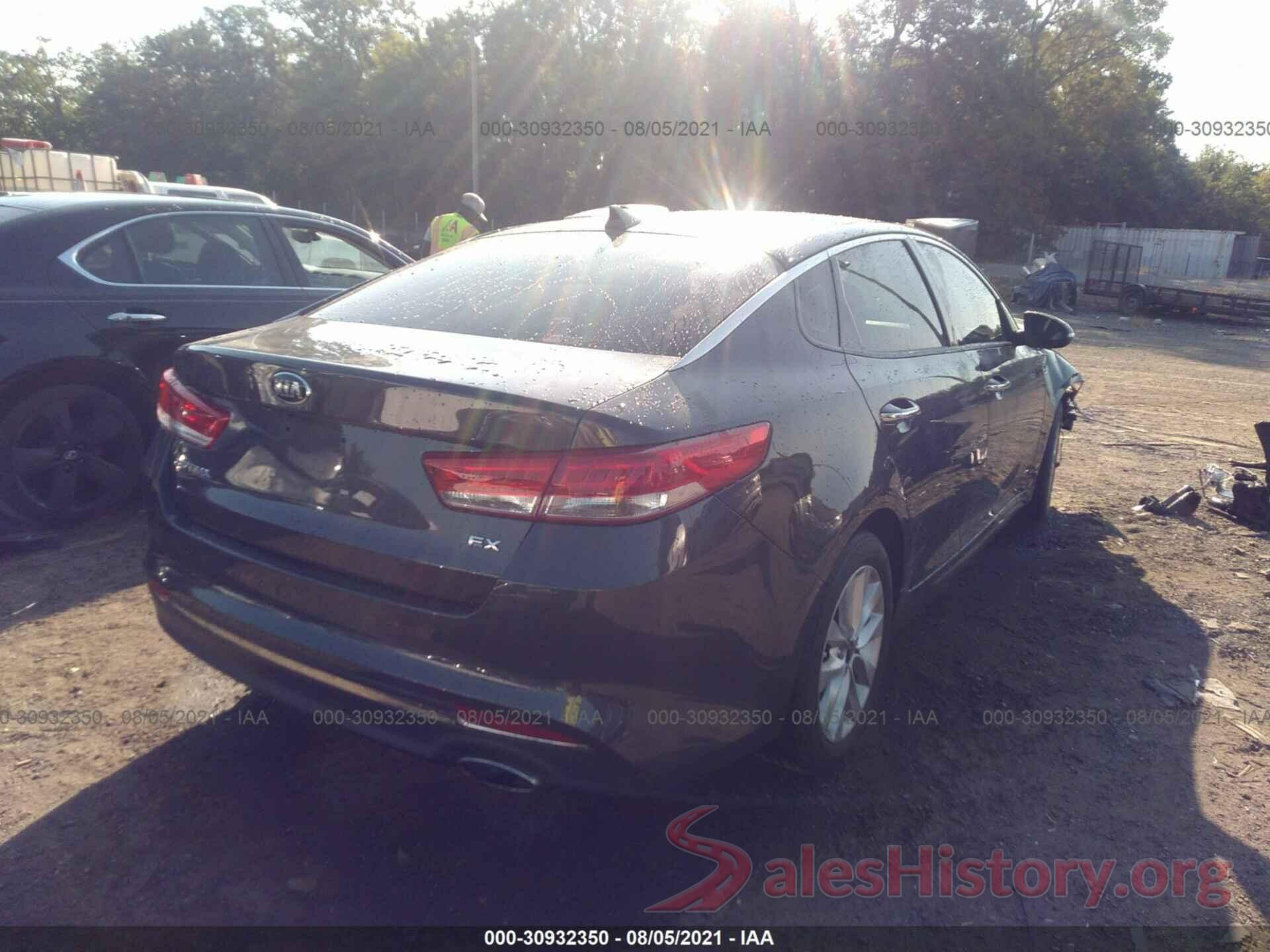 5XXGU4L30JG196490 2018 KIA OPTIMA