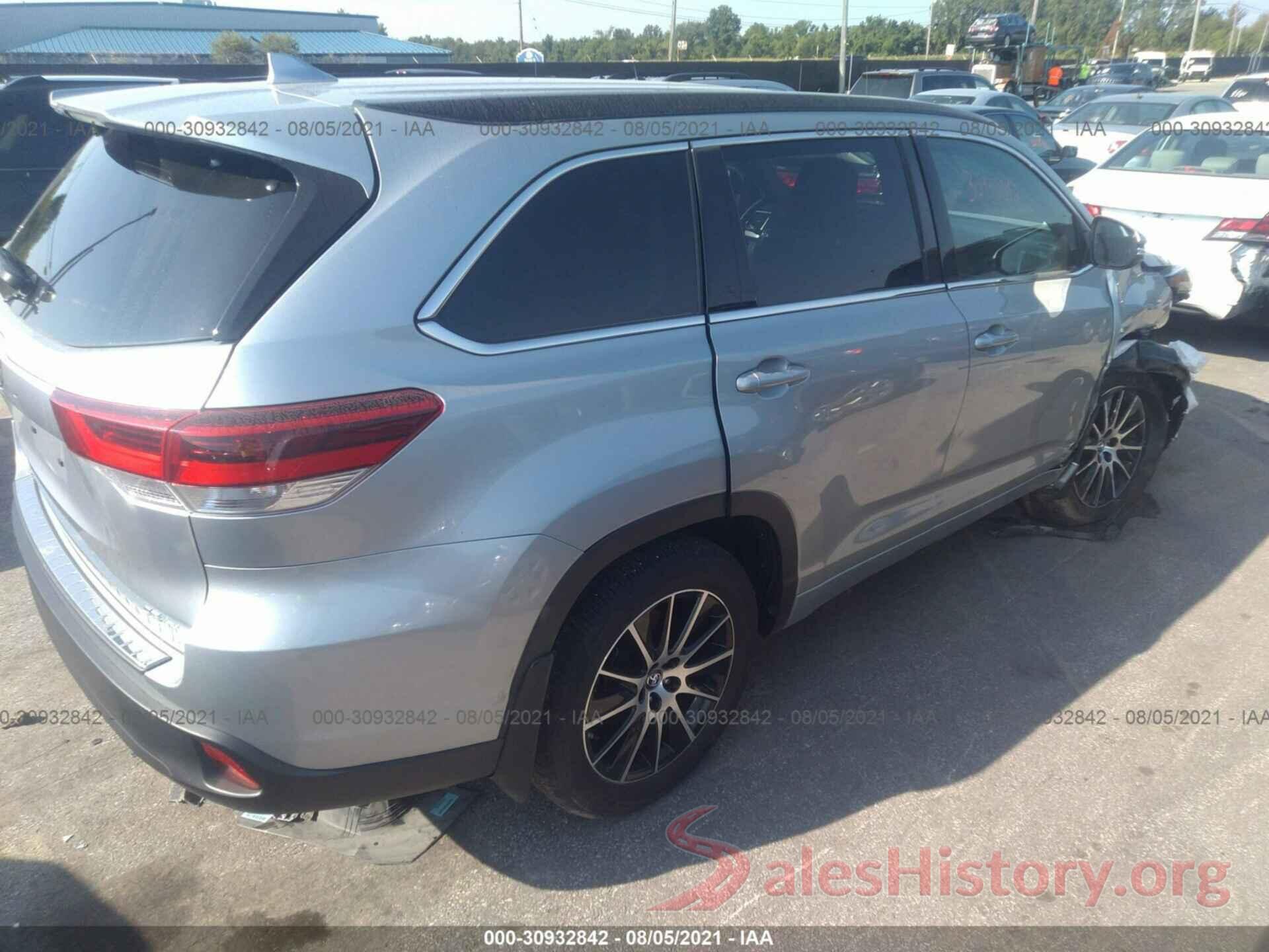 5TDJZRFH3JS807459 2018 TOYOTA HIGHLANDER