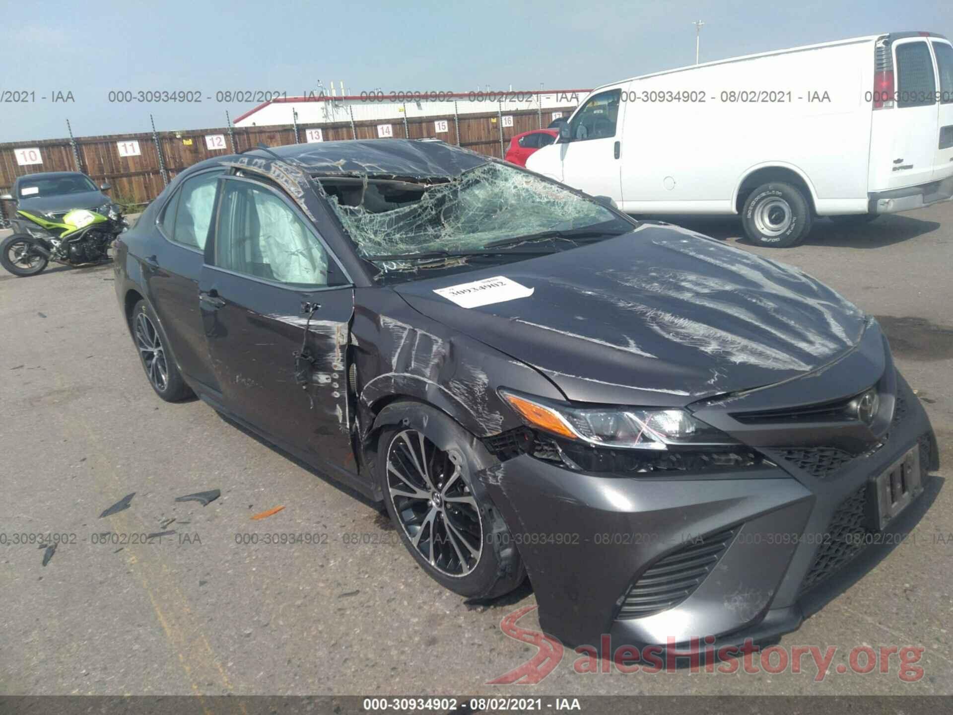 4T1B11HK9KU263743 2019 TOYOTA CAMRY