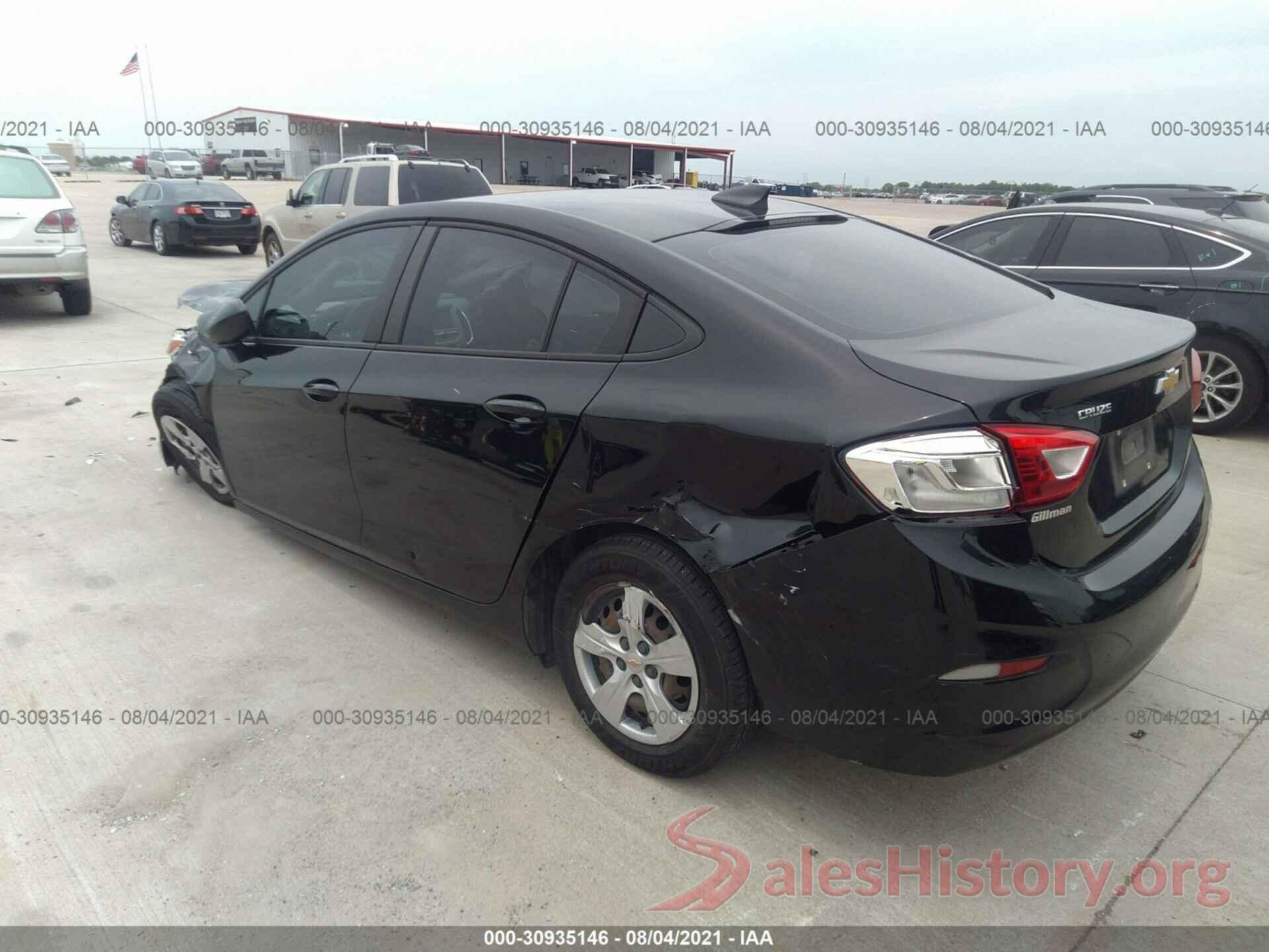 1G1BC5SM4J7240523 2018 CHEVROLET CRUZE